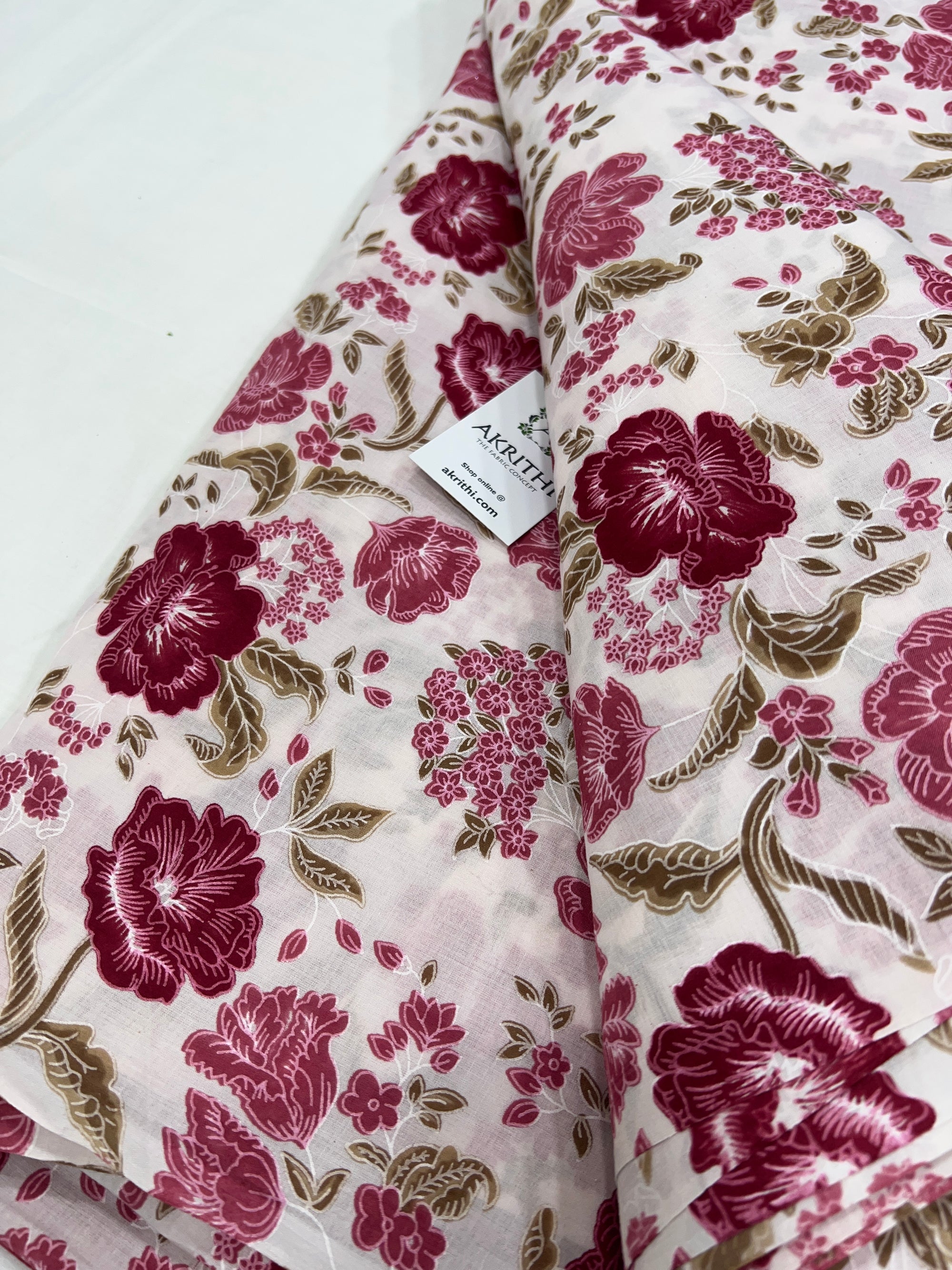 Printed pure cotton fabric