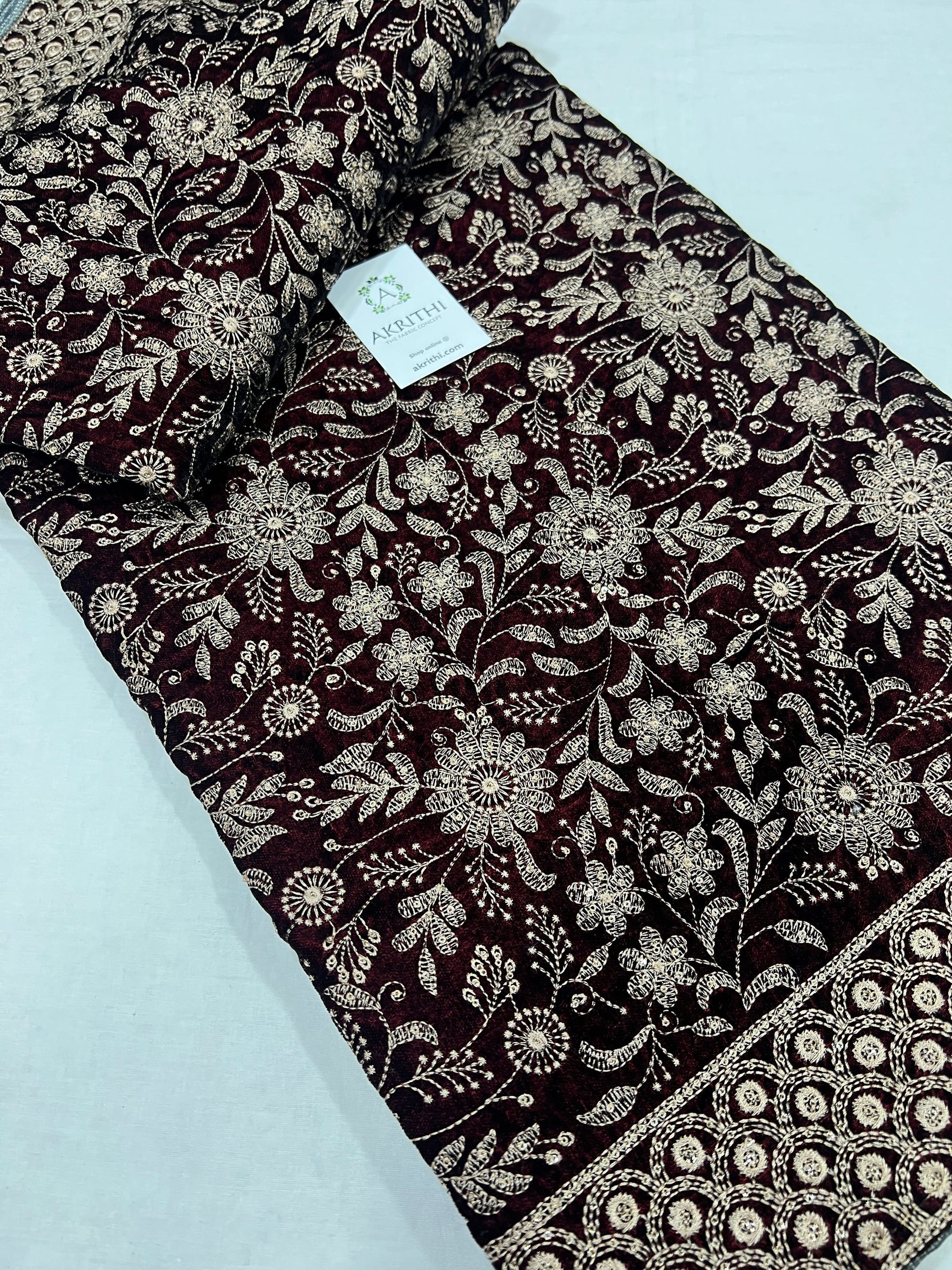 Embroidered velvet dupatta