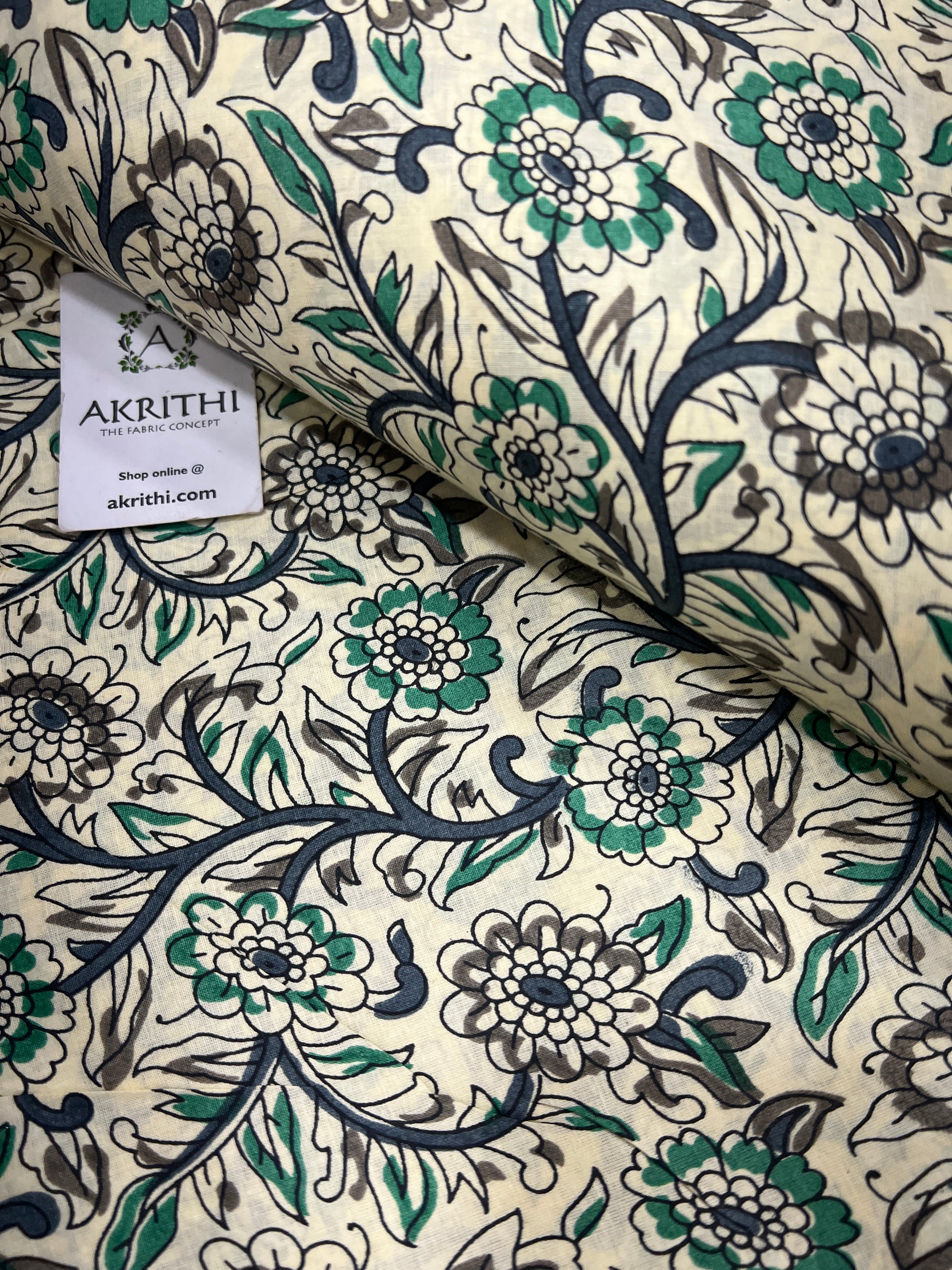 Printed pure cotton fabric
