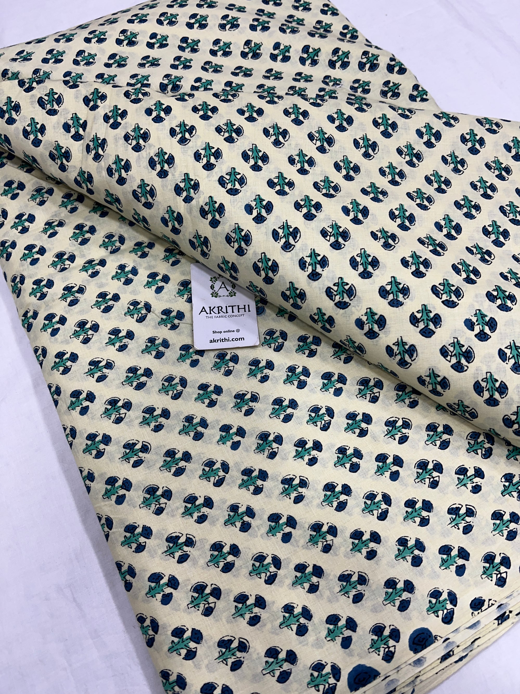 Printed pure cotton fabric