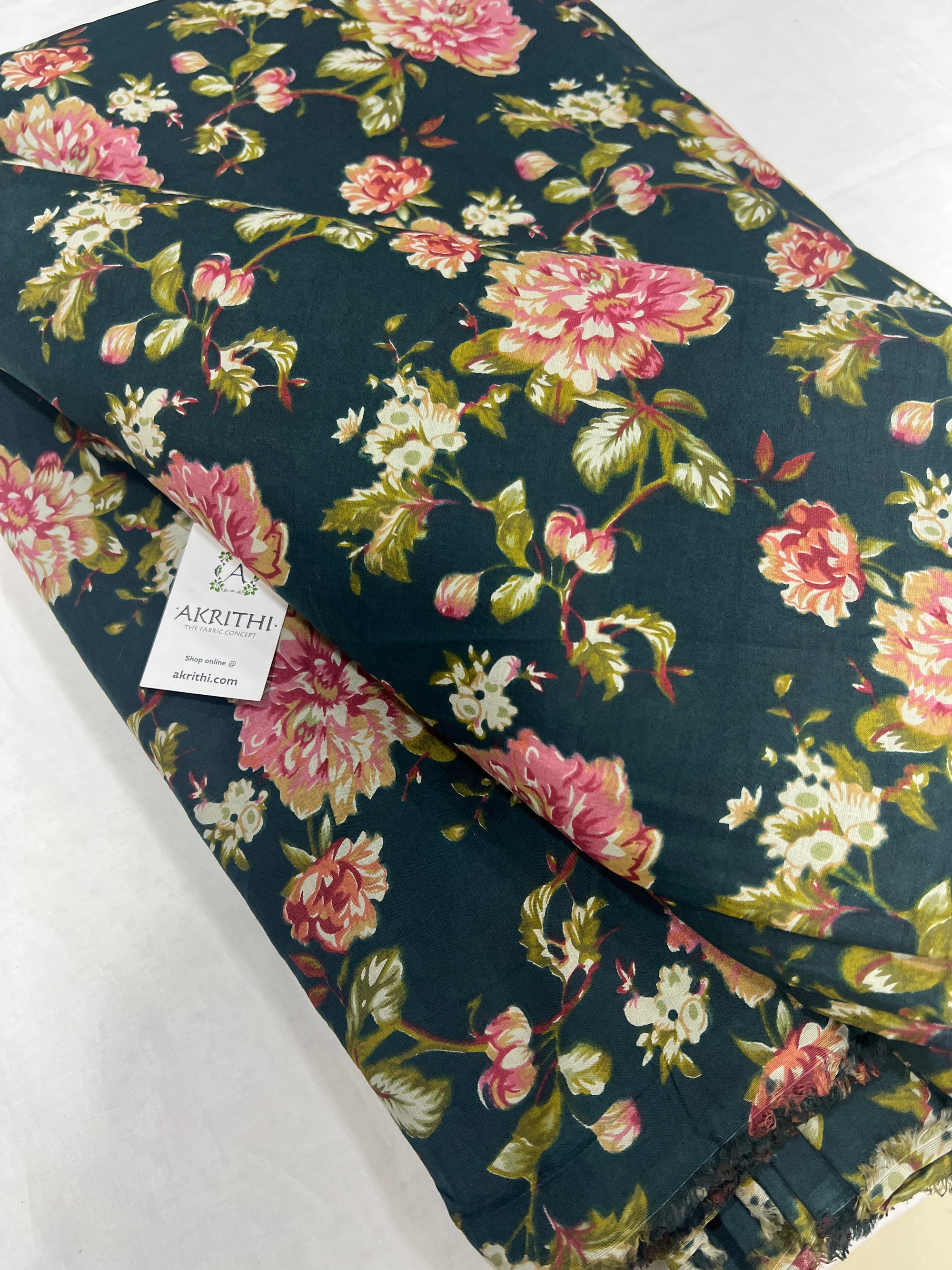 Printed pure cotton fabric