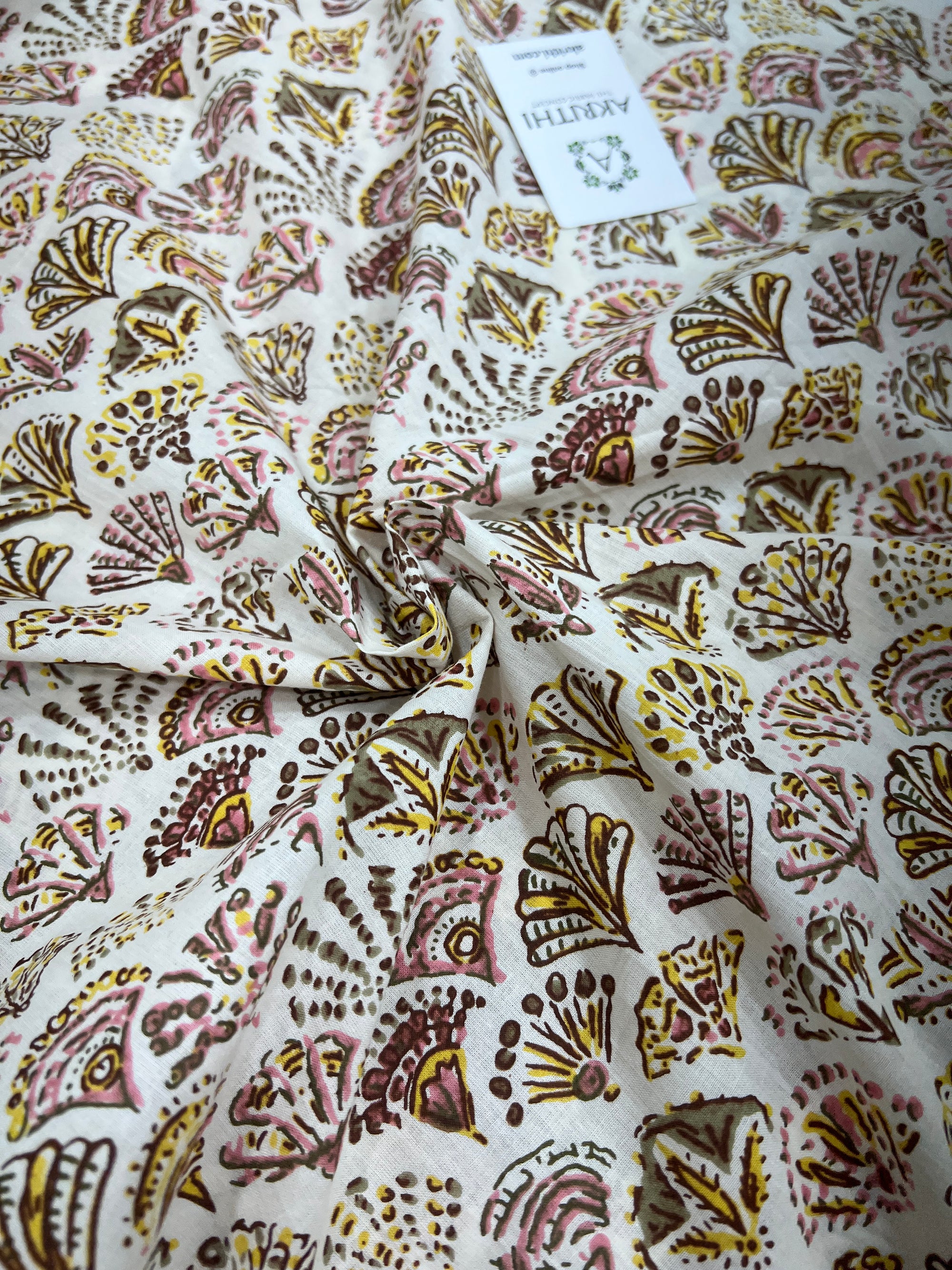 Printed pure cotton fabric