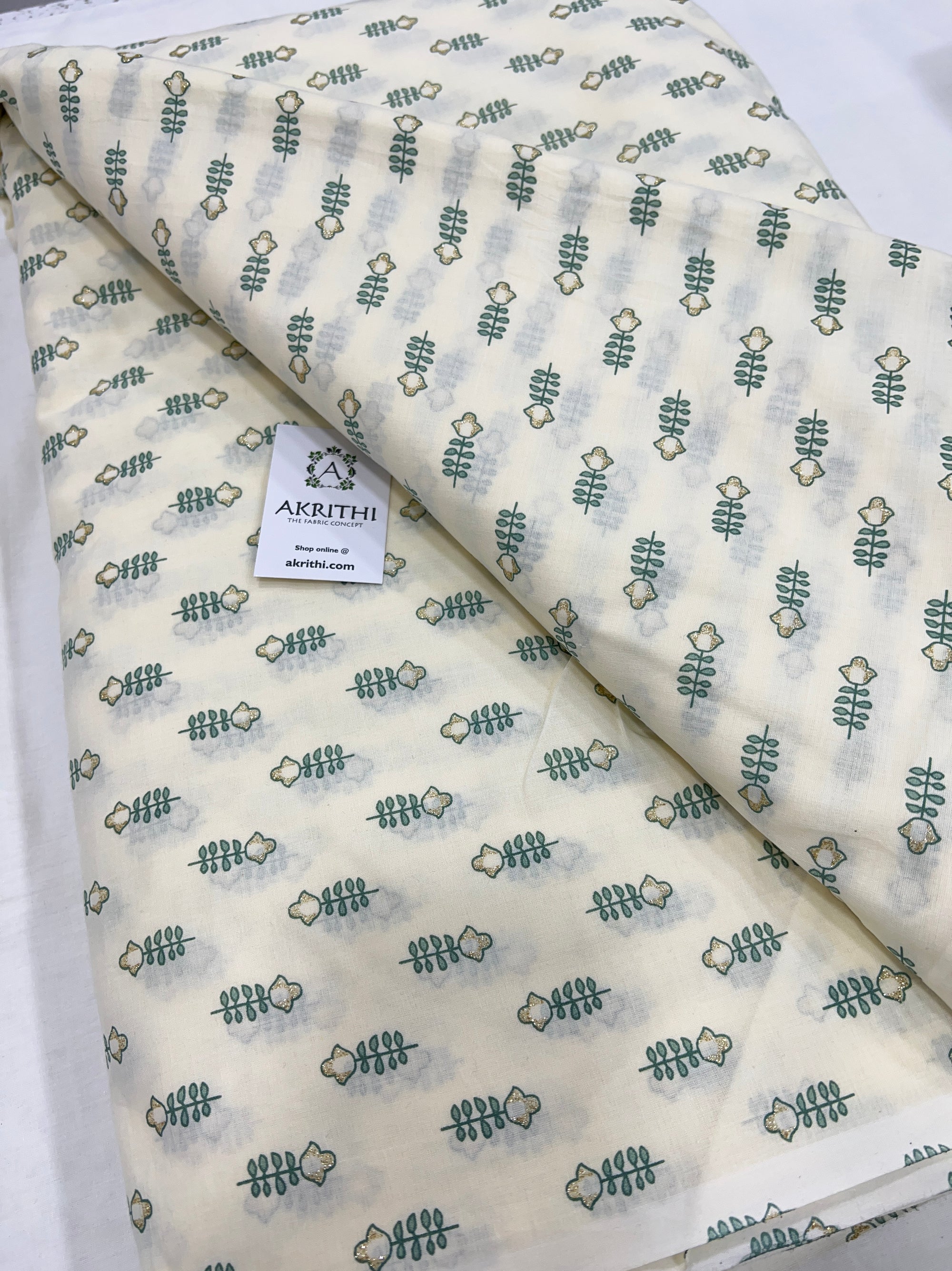Printed pure cotton fabric