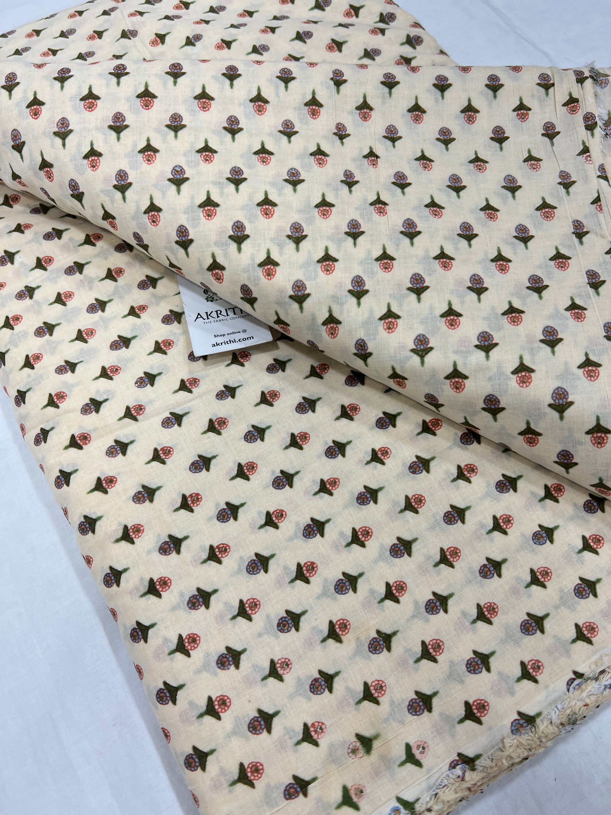 Printed pure cotton fabric