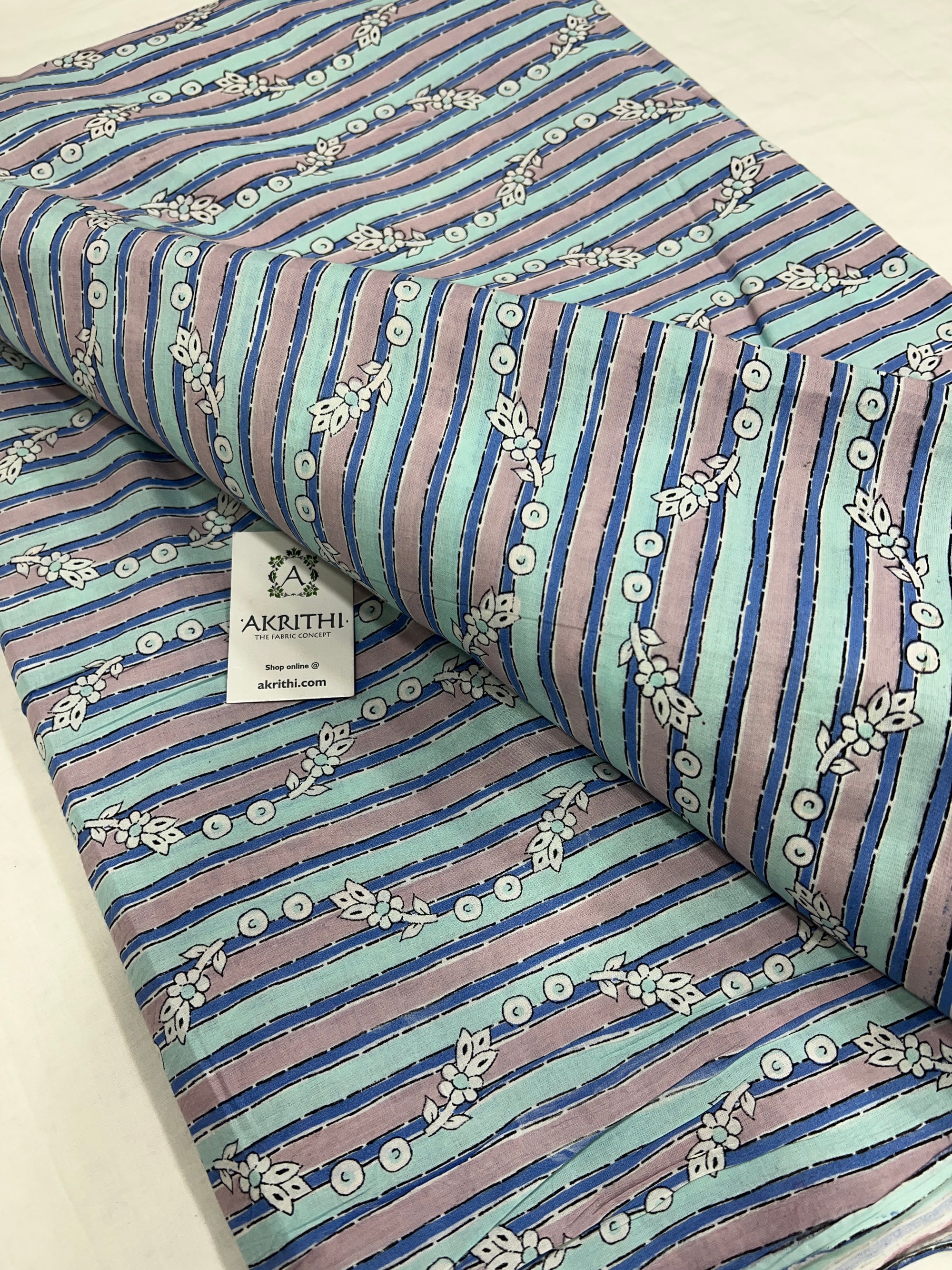 Printed pure cotton fabric