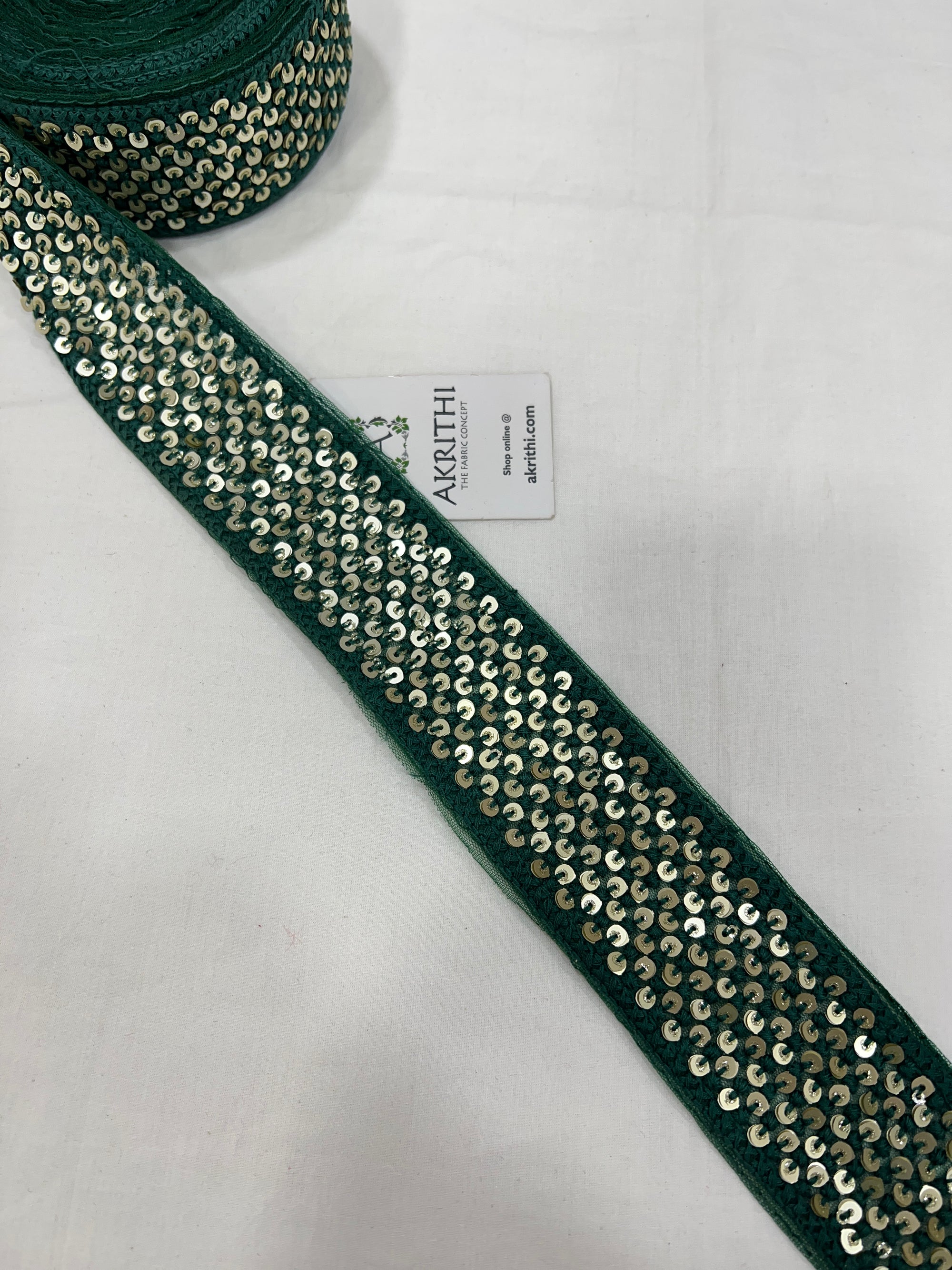 Embroidered lace 9 metres roll