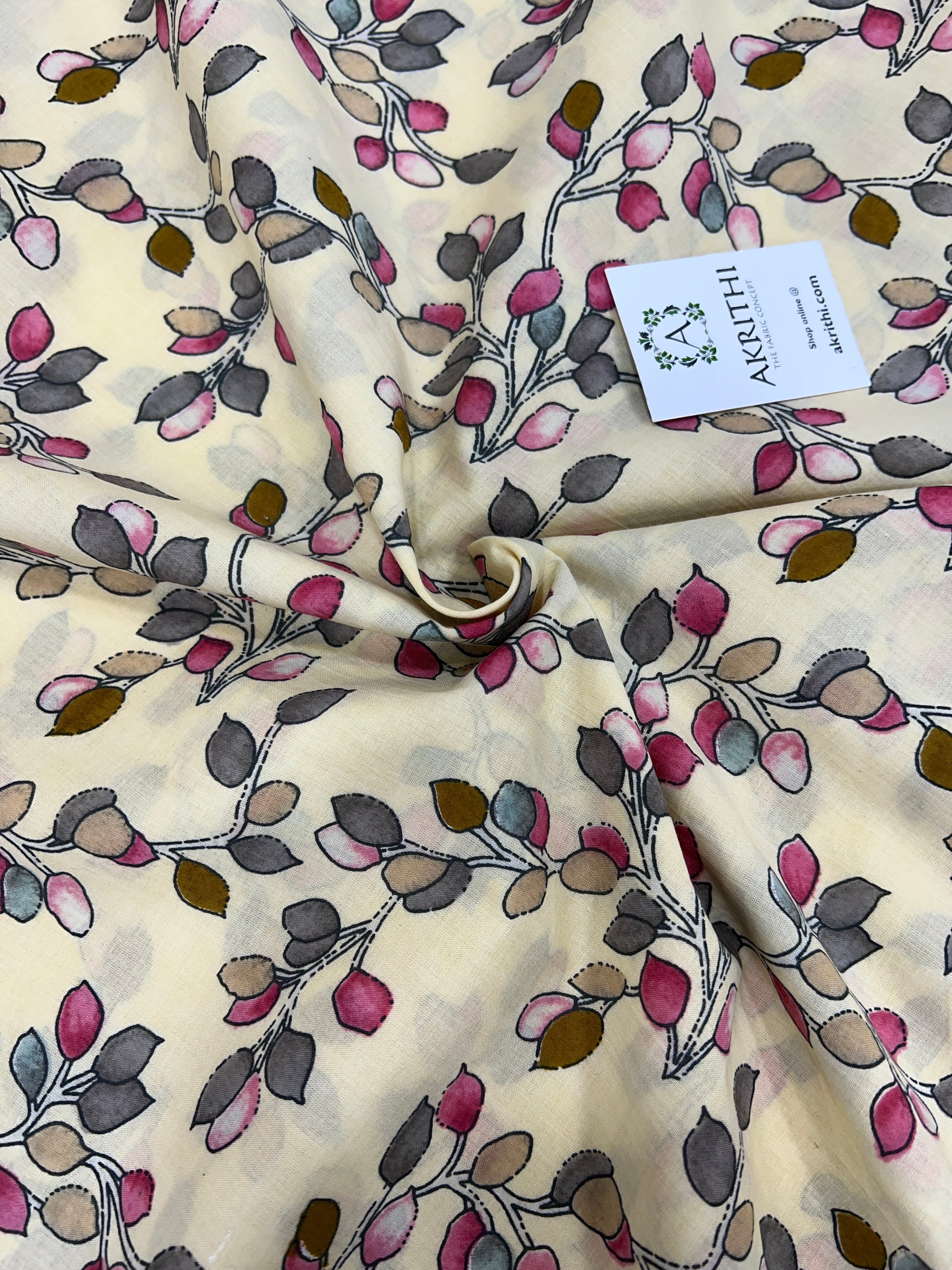 Printed pure cotton fabric