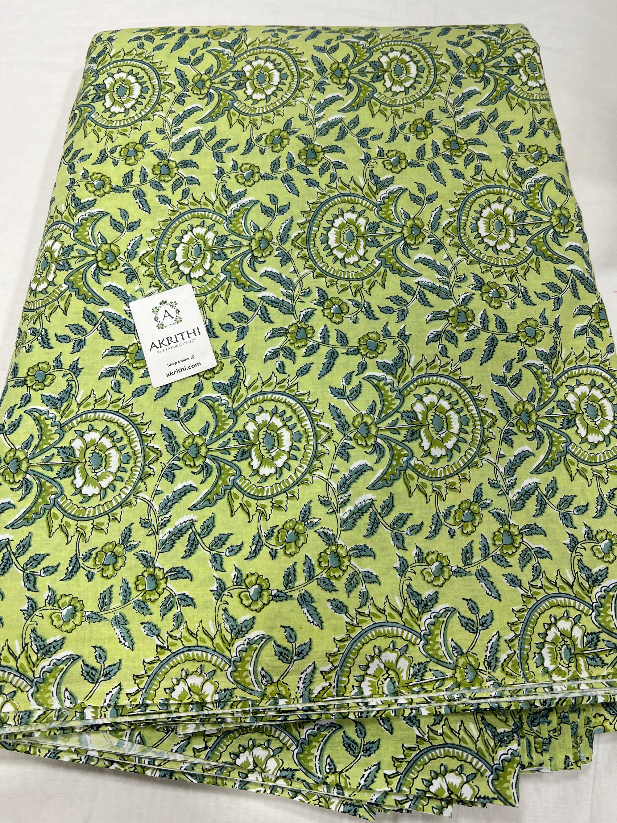 Printed pure cotton fabric
