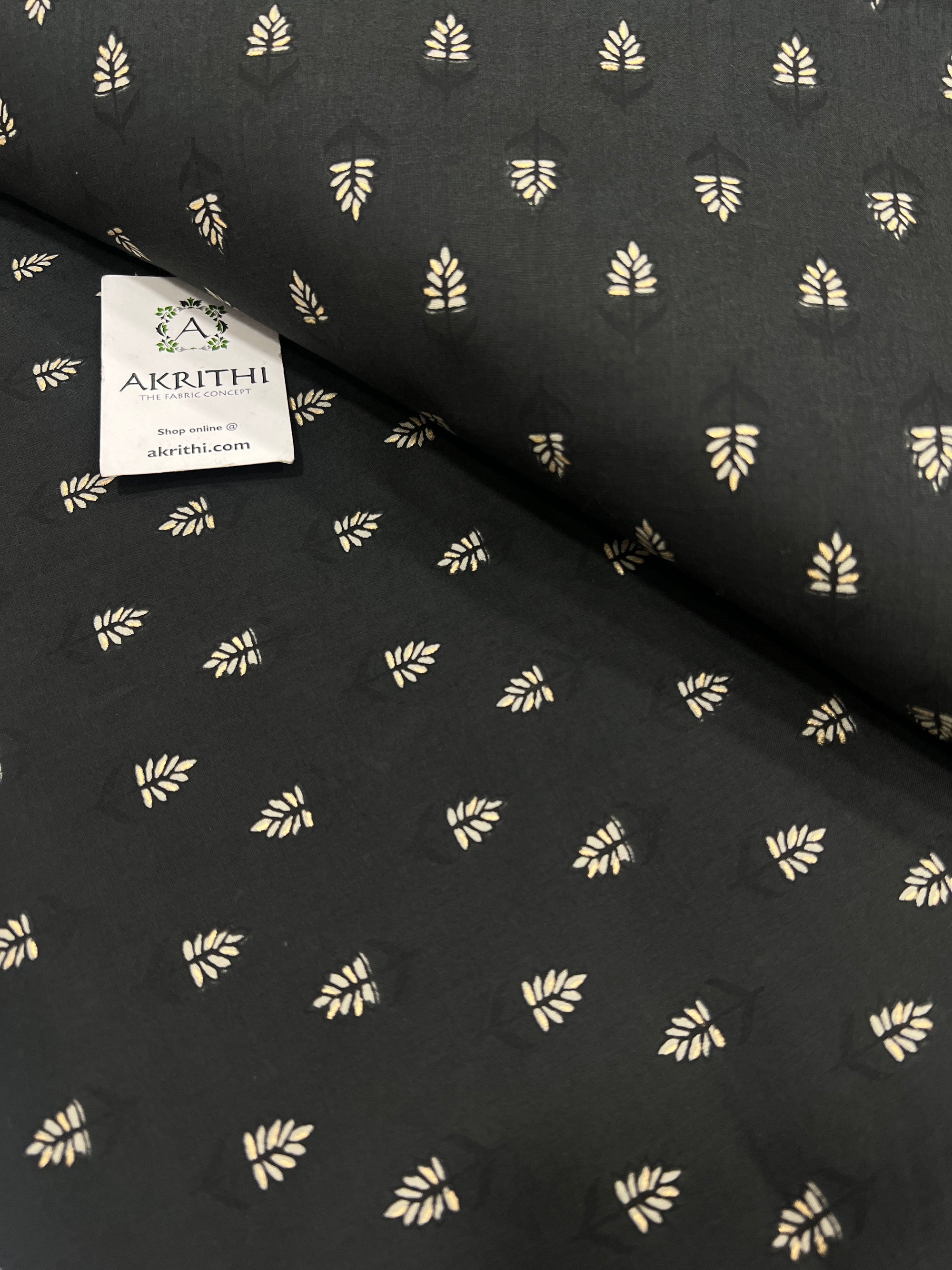 Printed pure cotton fabric