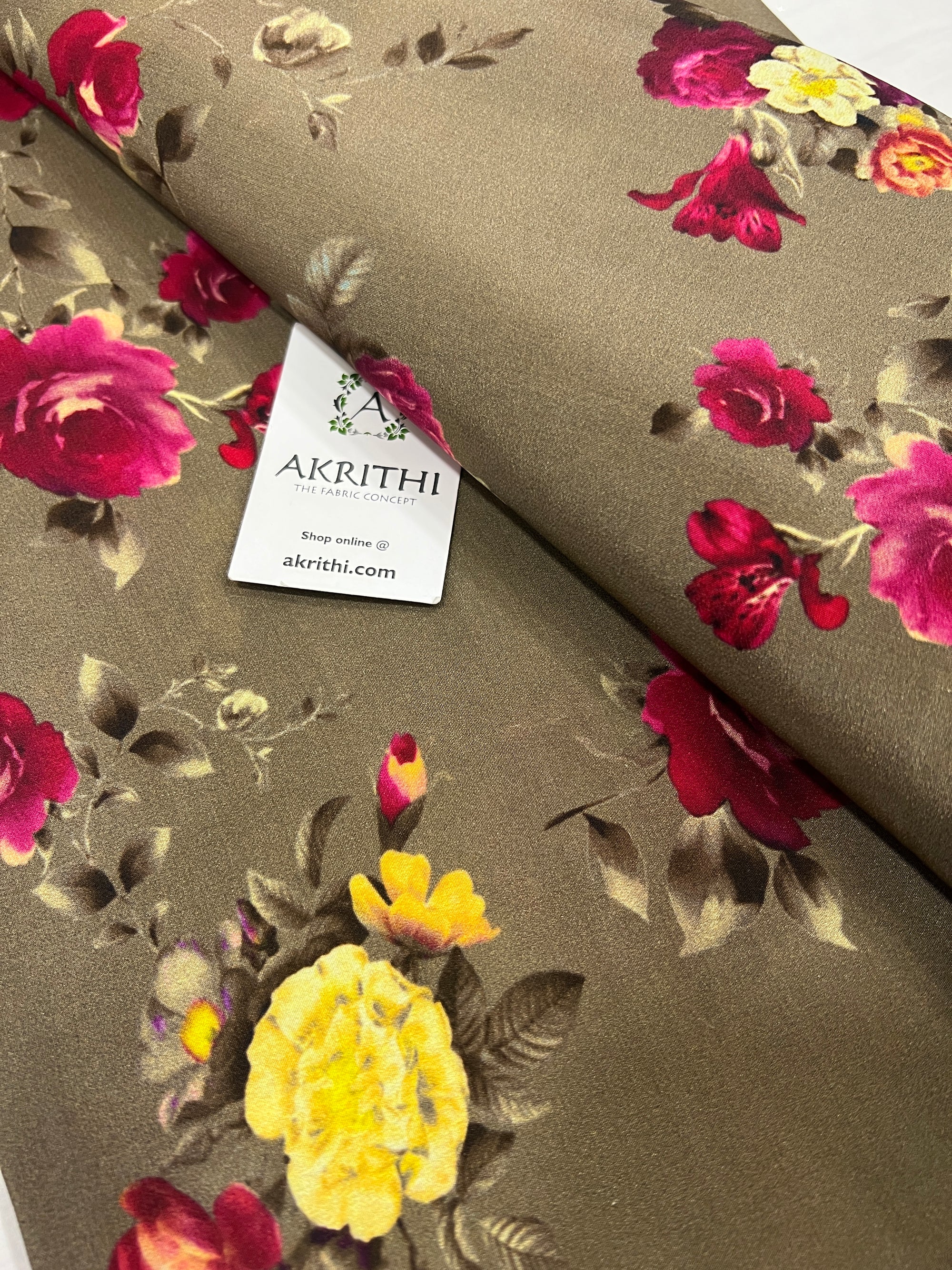 Digital floral printed pure silk crepe fabric