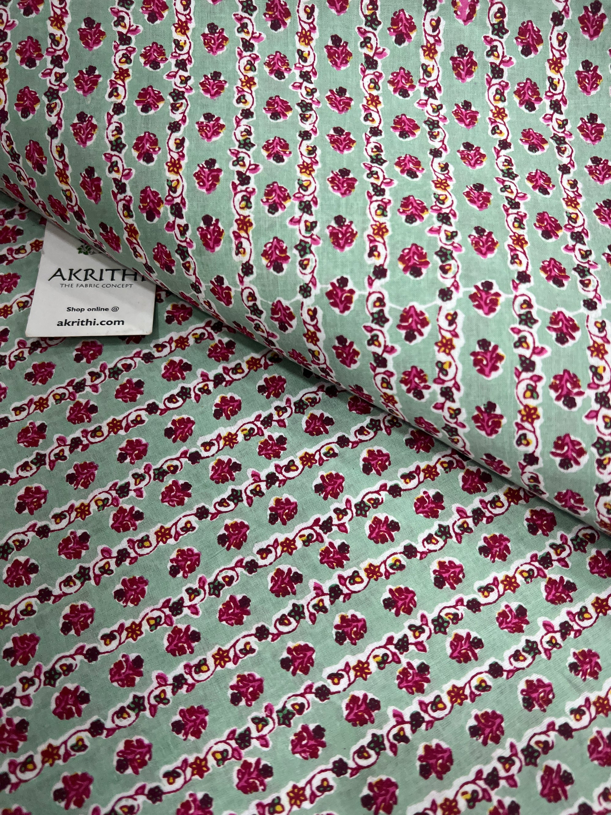 Printed pure cotton fabric