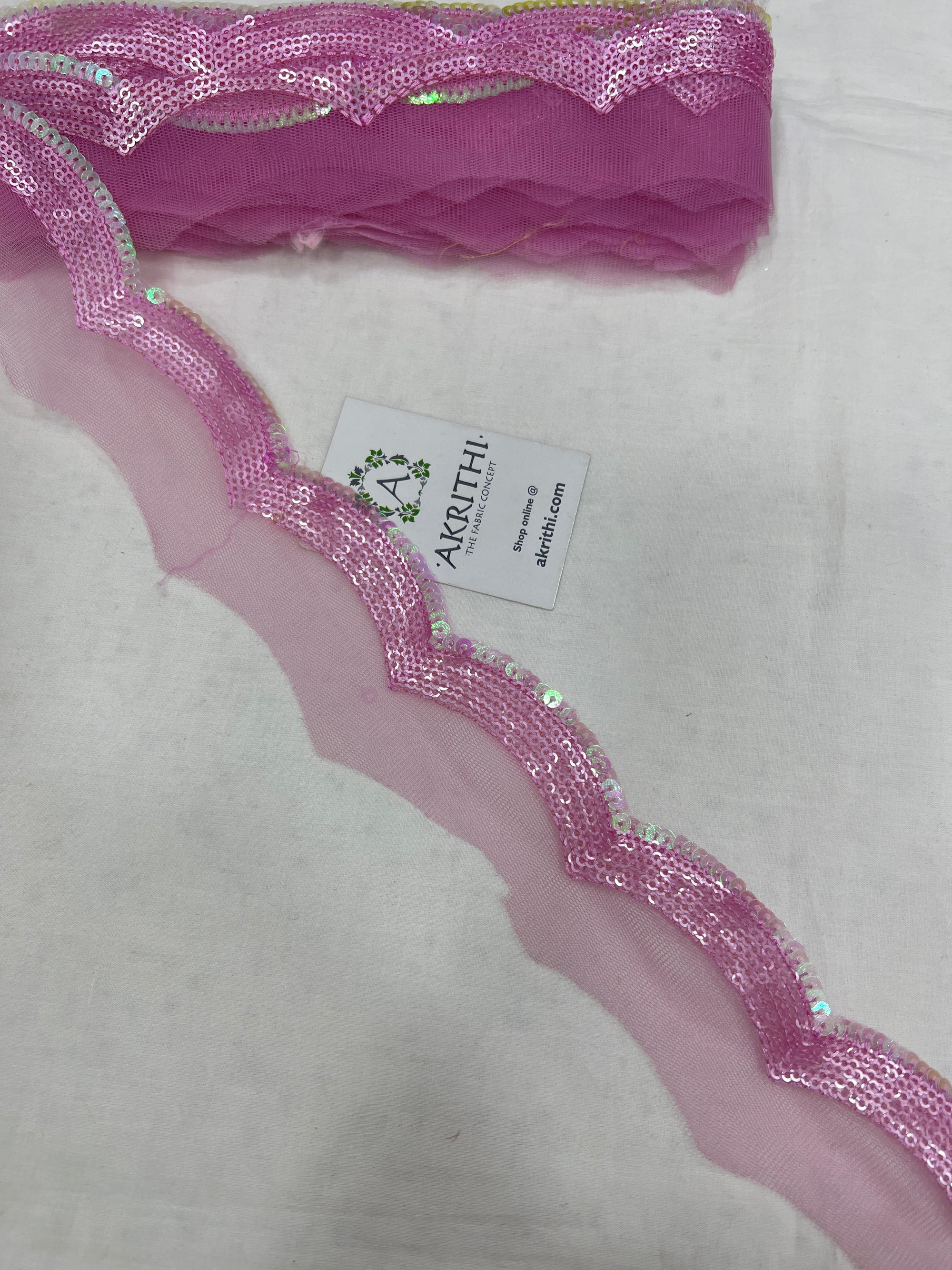 Embroidered lace 9 metres roll