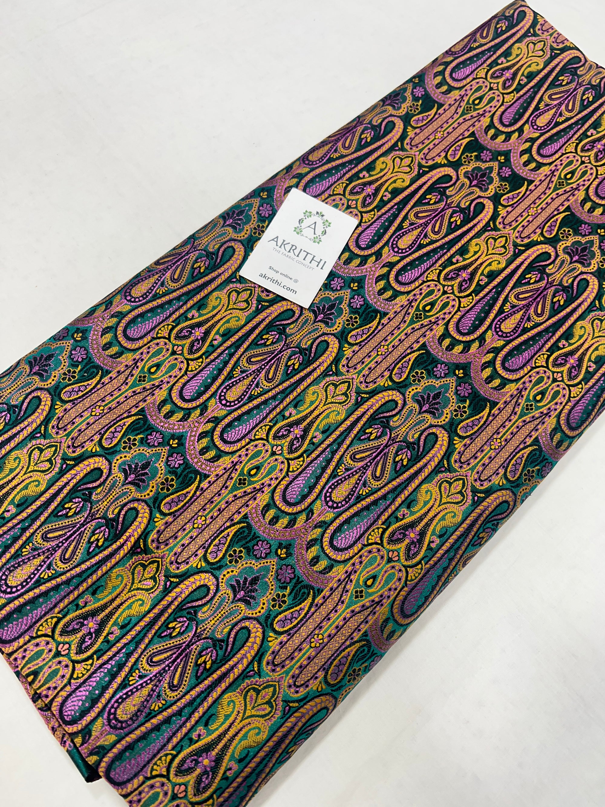 Banarasi brocade fabric 75 cms cut