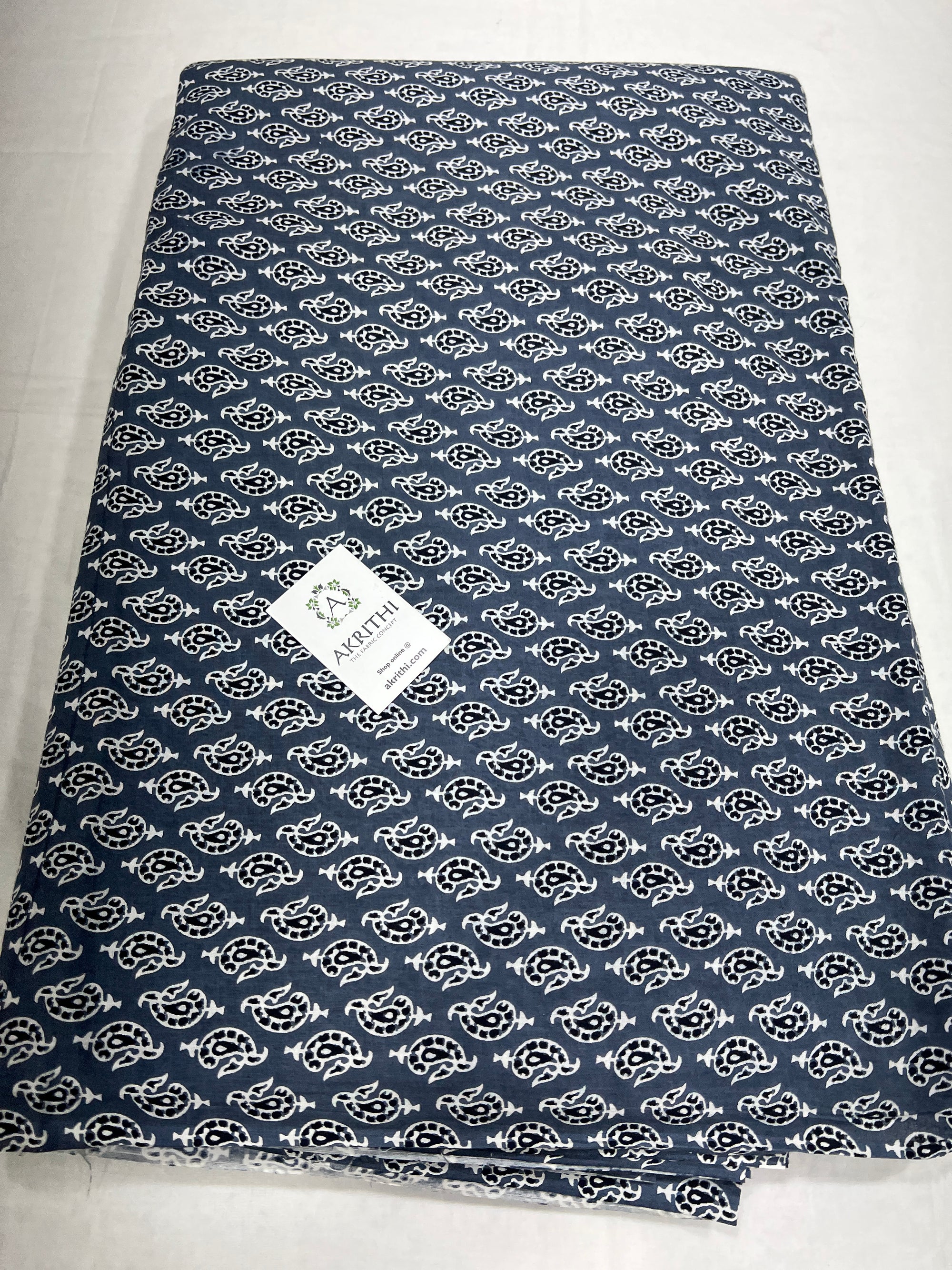 Printed pure cotton fabric