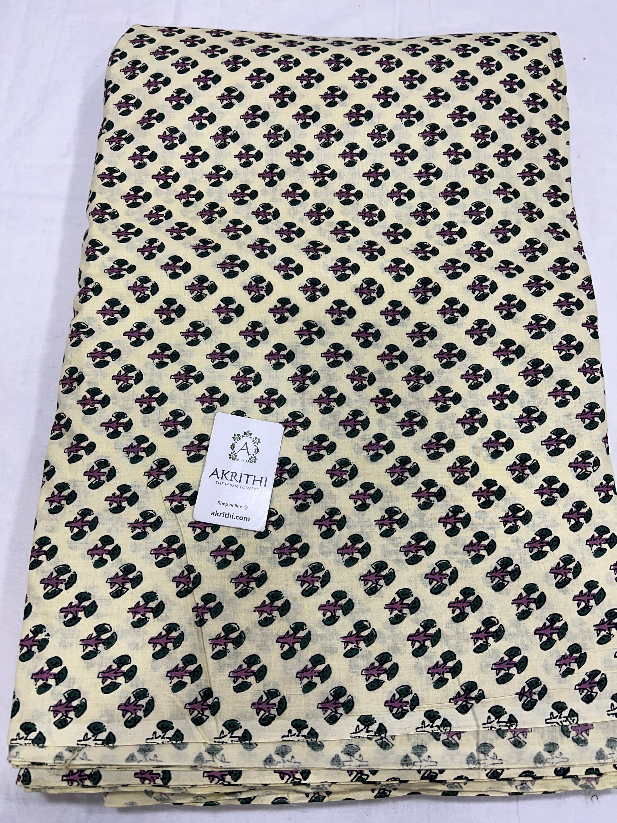 Printed pure cotton fabric