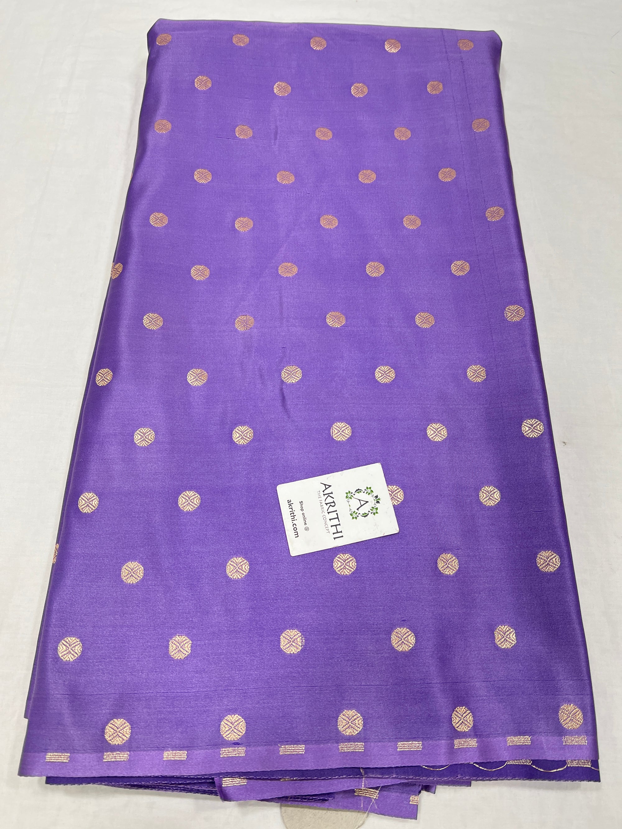 Pure Banarasi brocade butti fabric