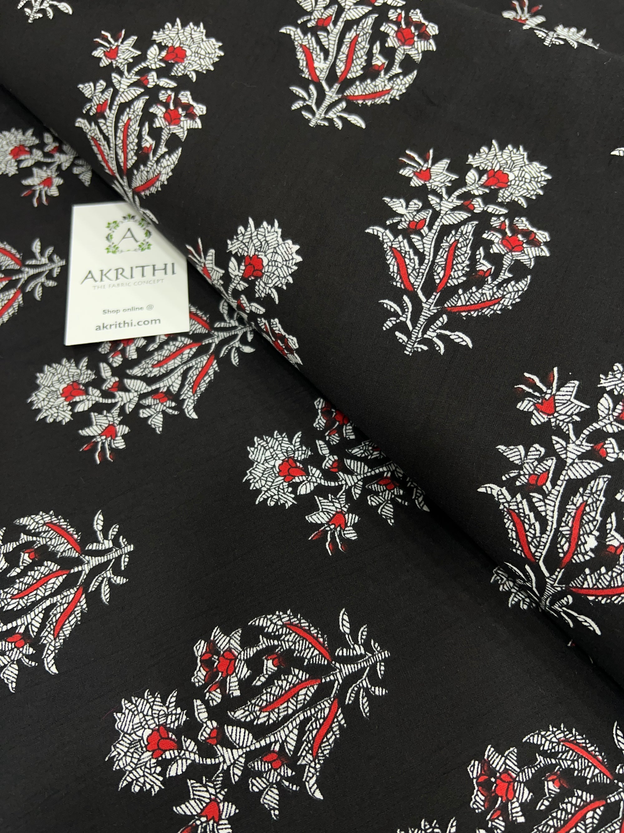 Printed pure cotton fabric