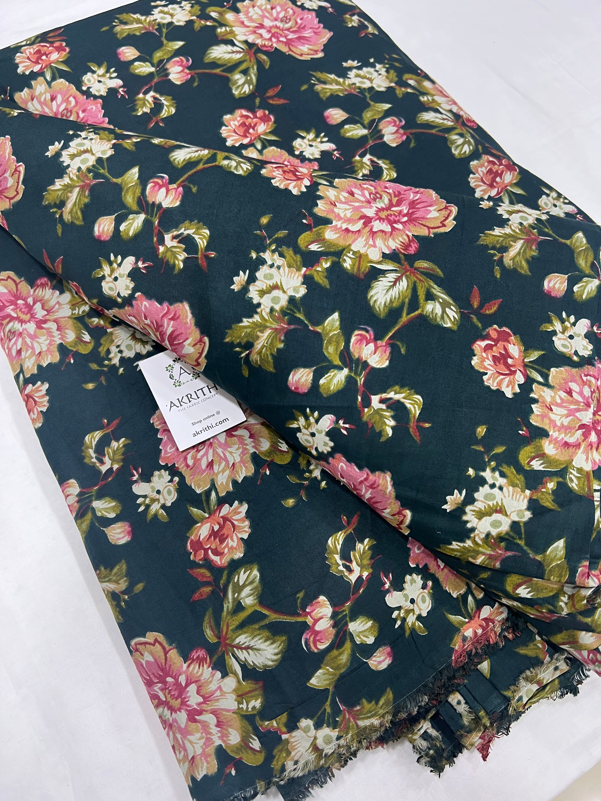 Printed pure cotton fabric