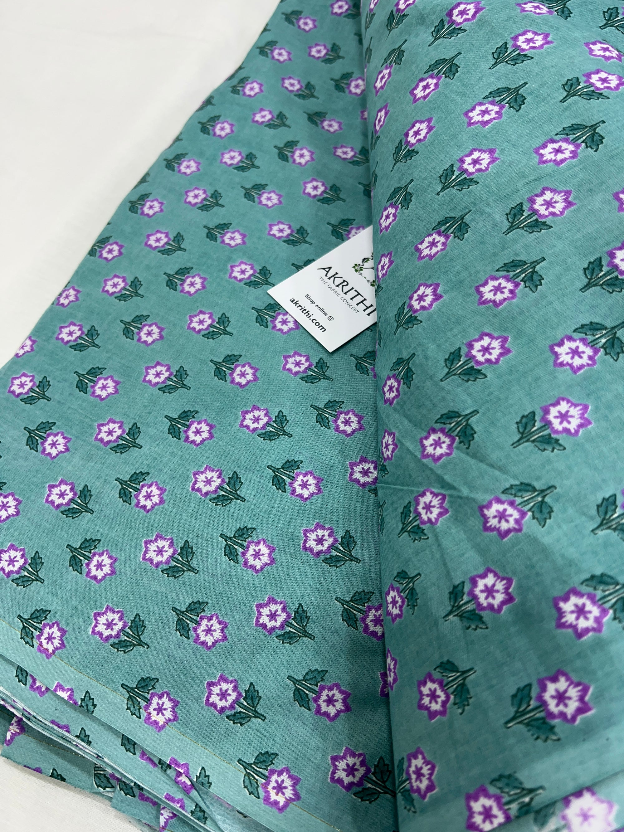 Printed pure cotton fabric