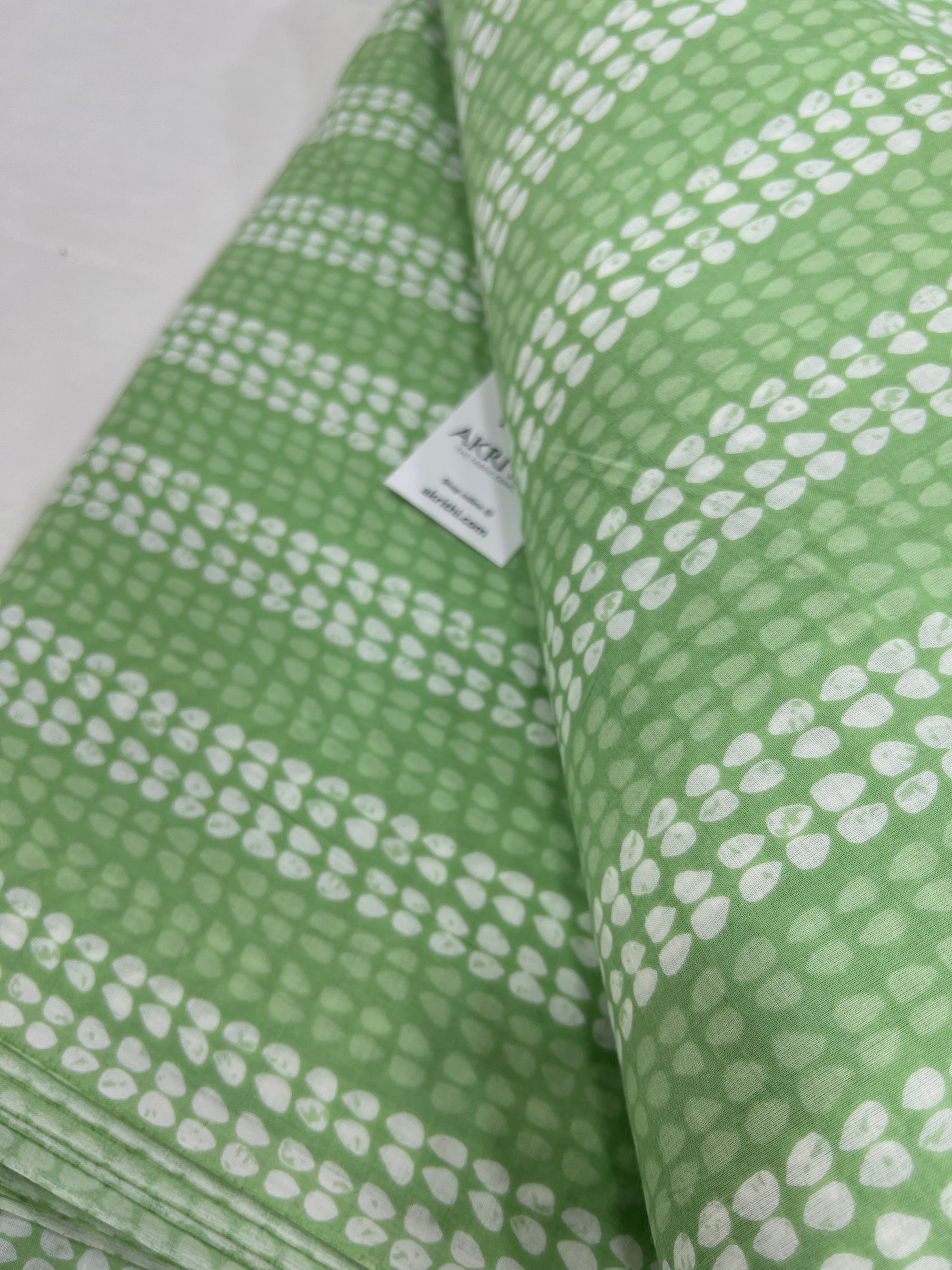 Printed pure cotton fabric