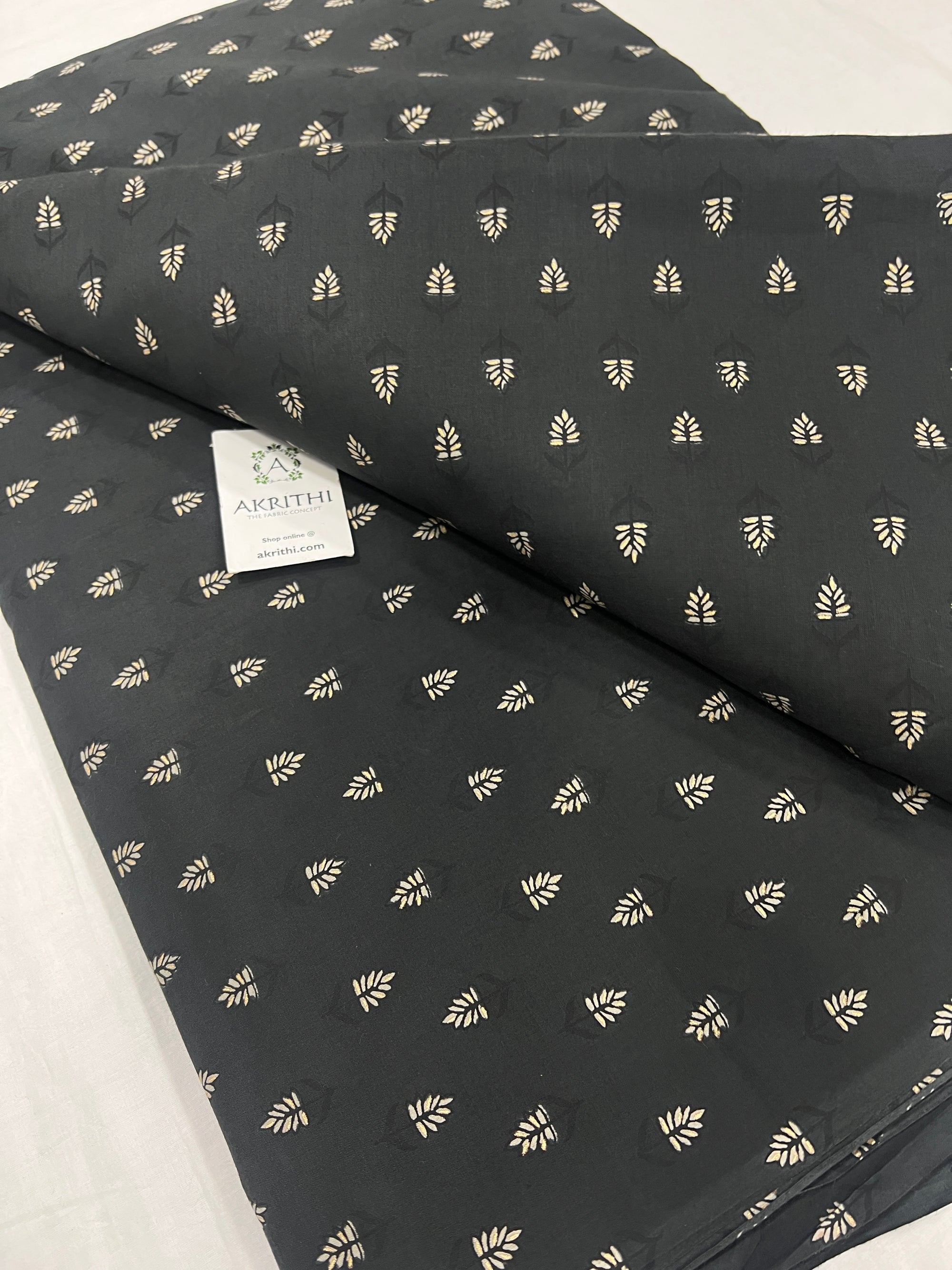 Printed pure cotton fabric