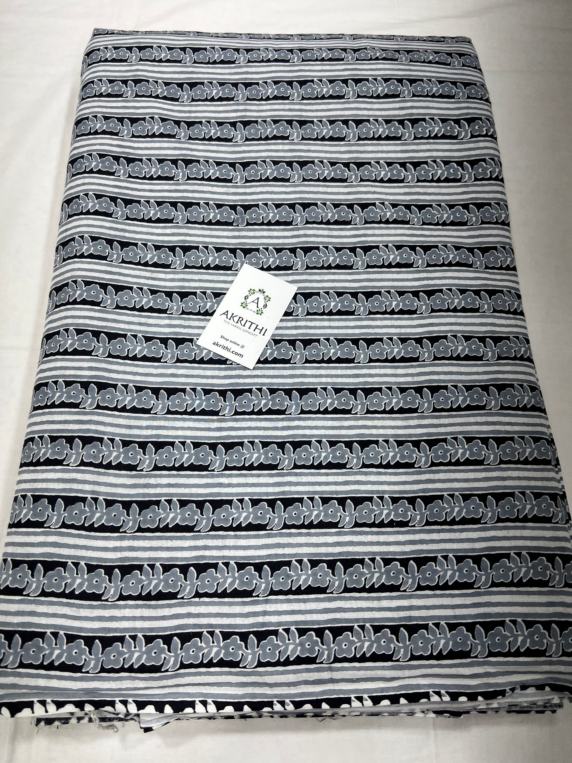 Printed pure cotton fabric