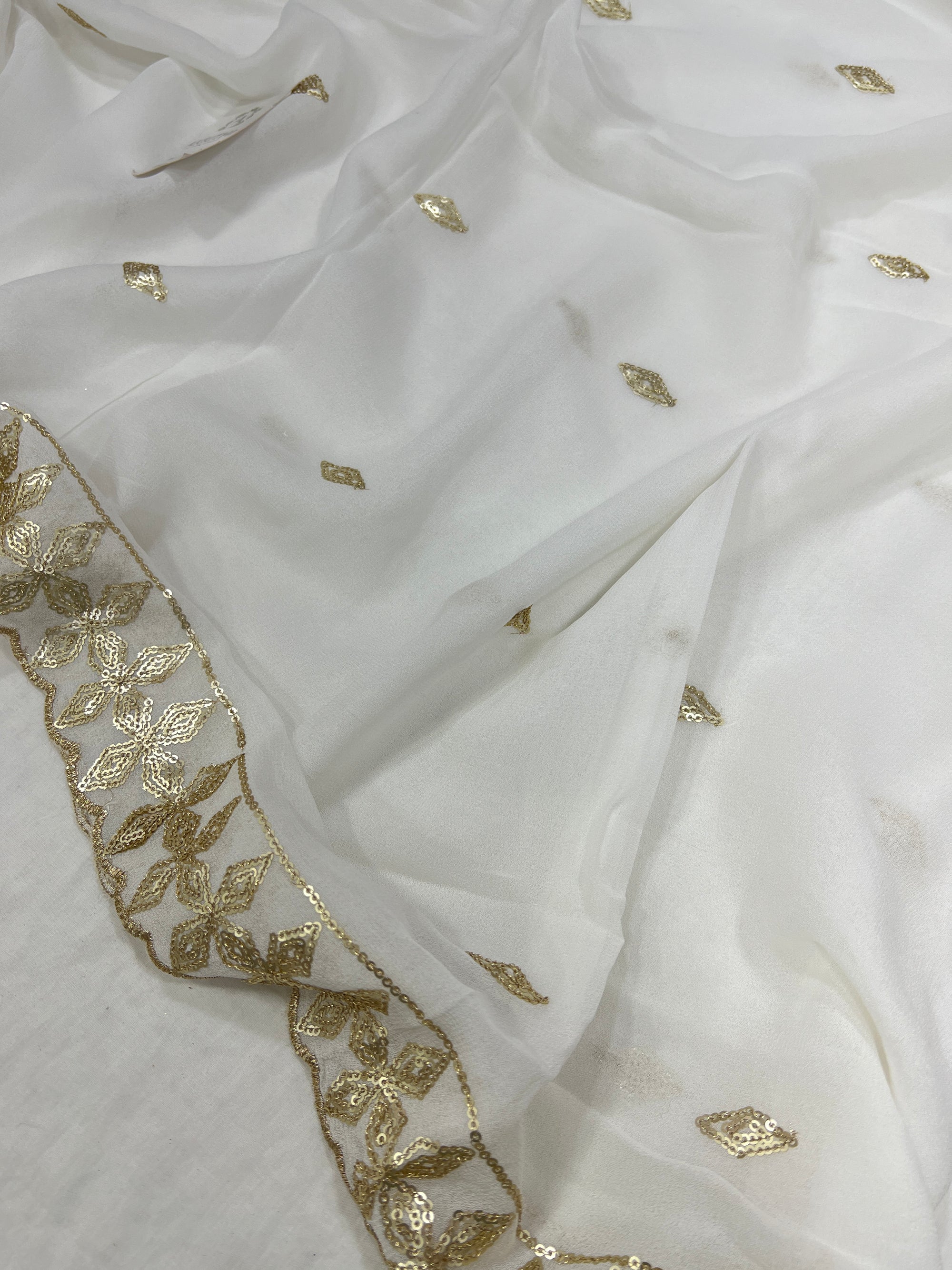 Dyeable Embroidered Georgette dupatta