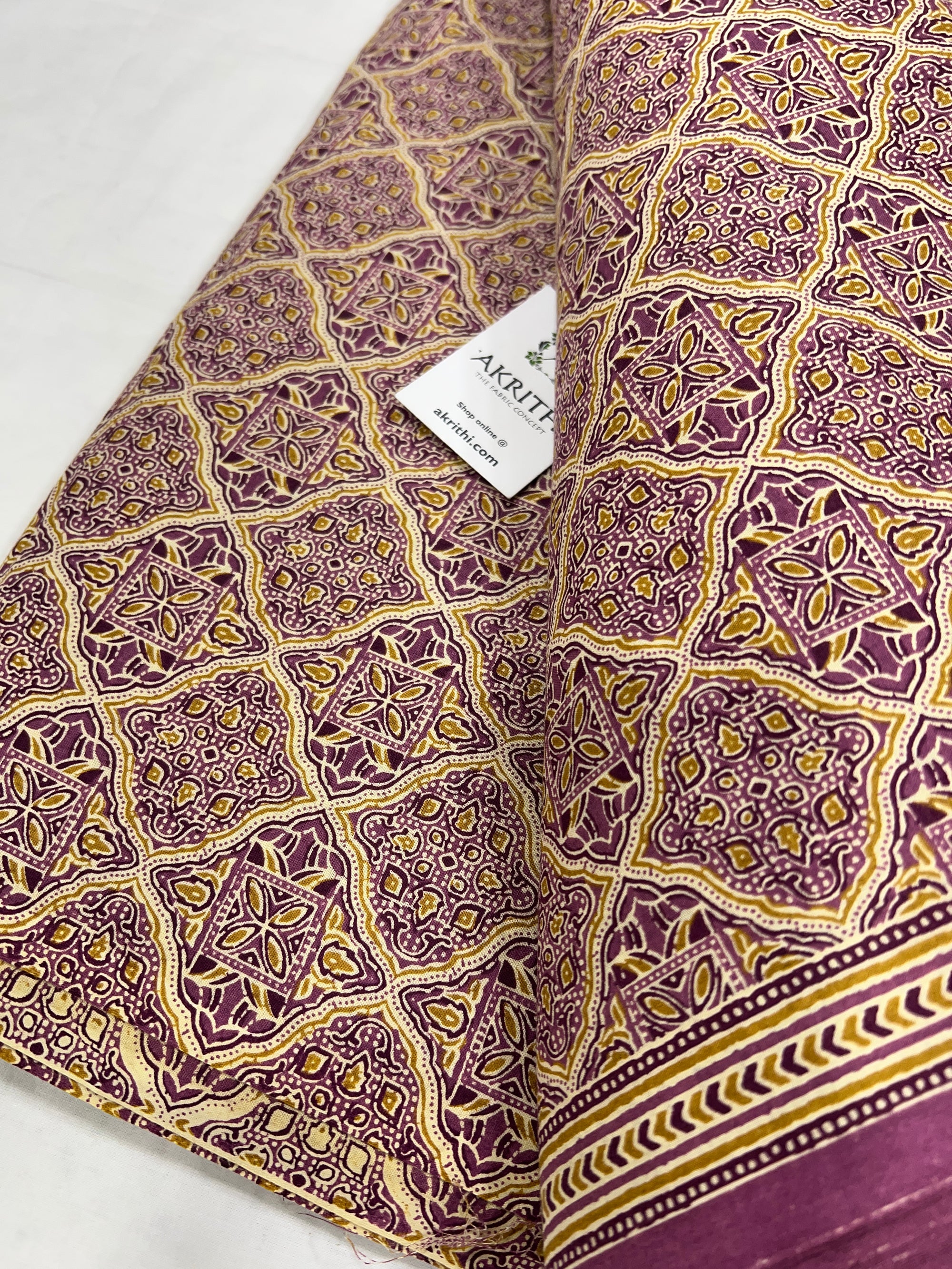 Printed pure cotton fabric