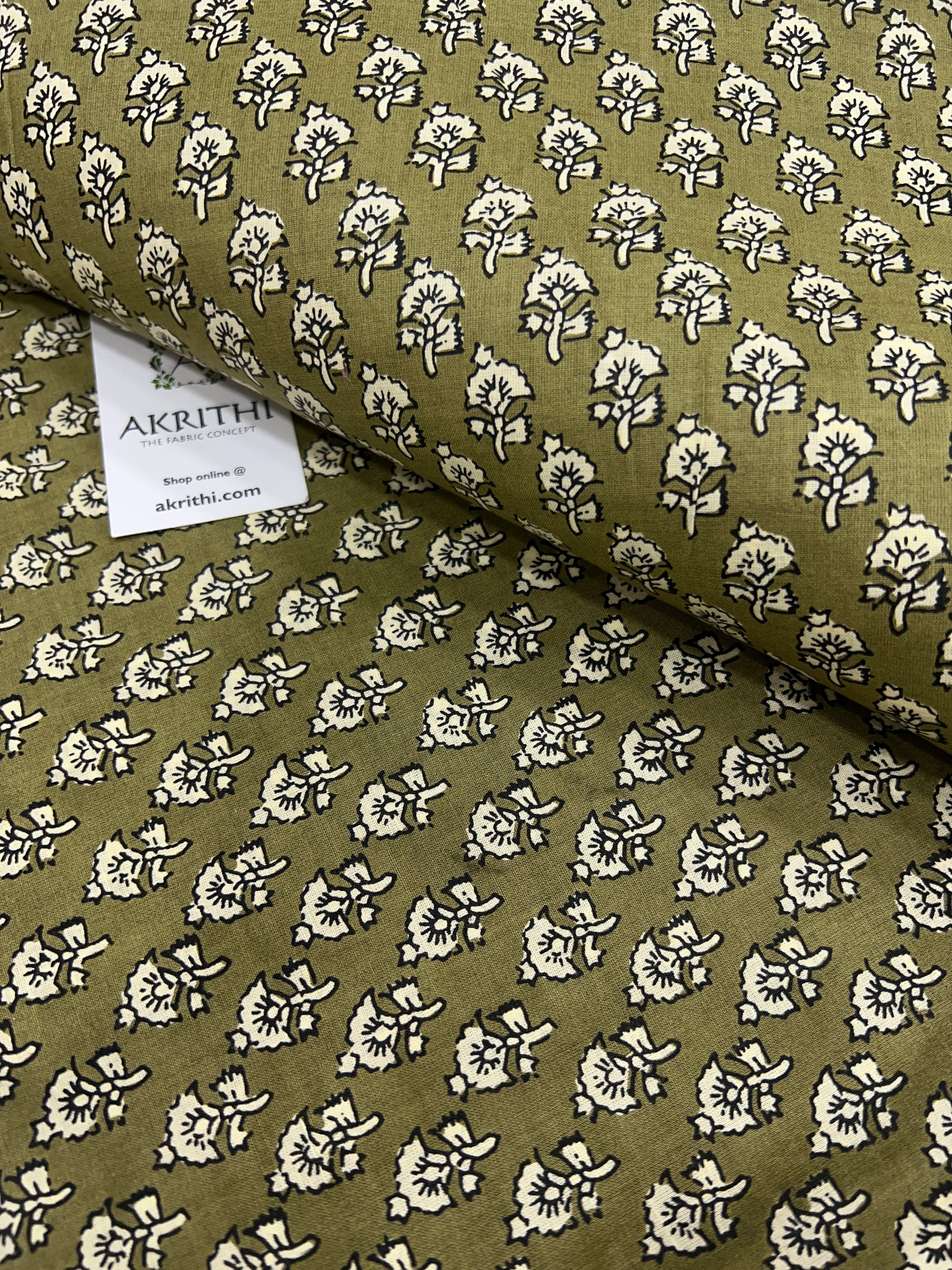 Printed pure cotton fabric