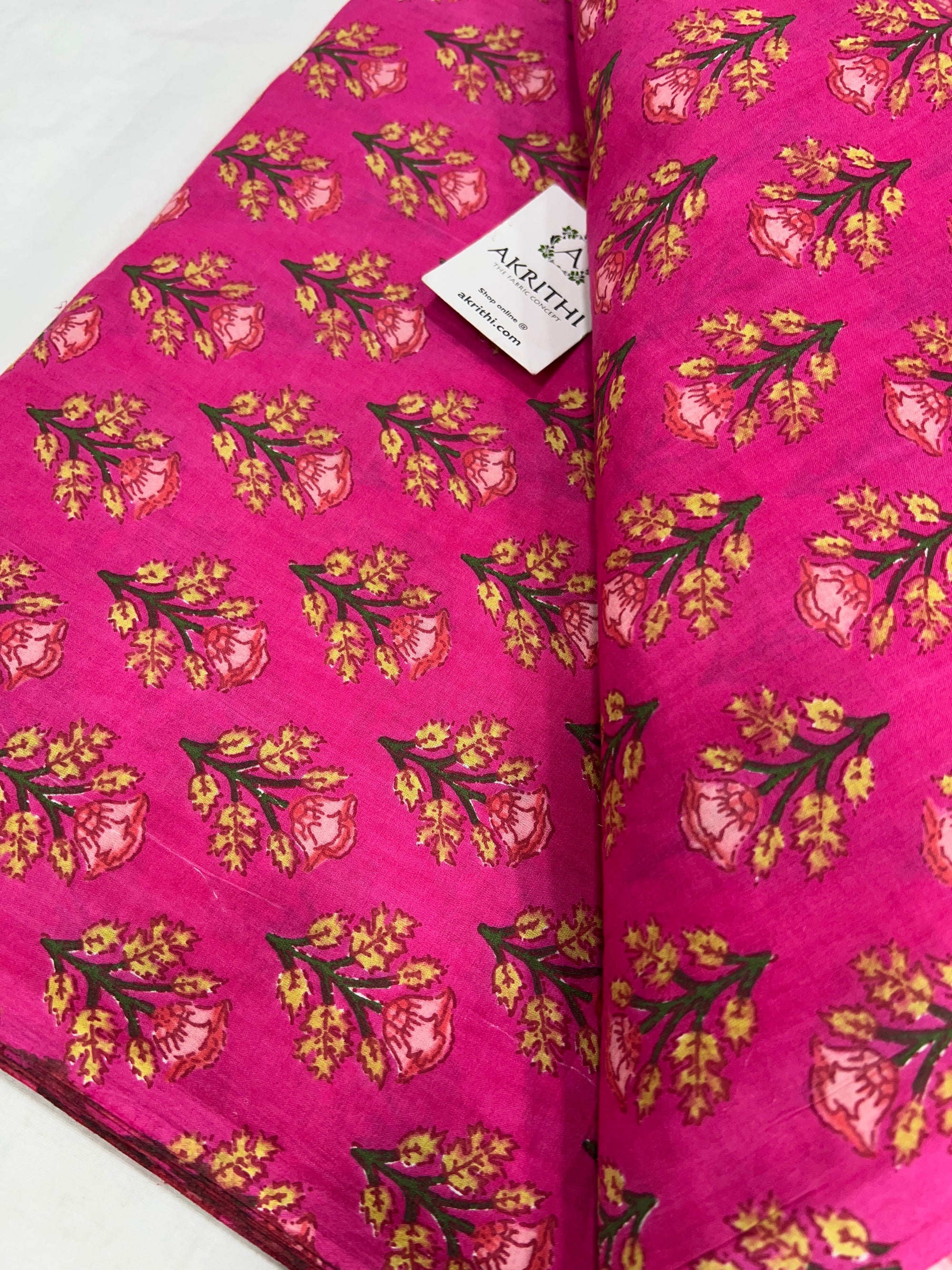 Printed pure cotton fabric