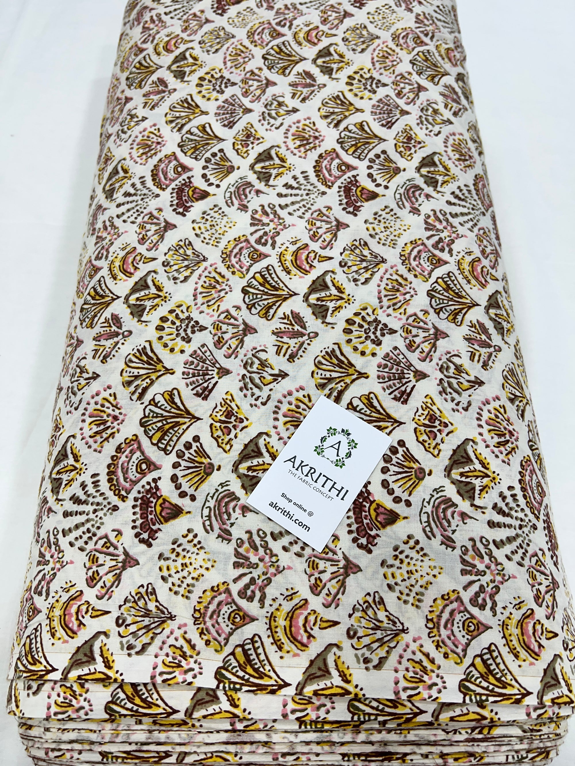 Printed pure cotton fabric