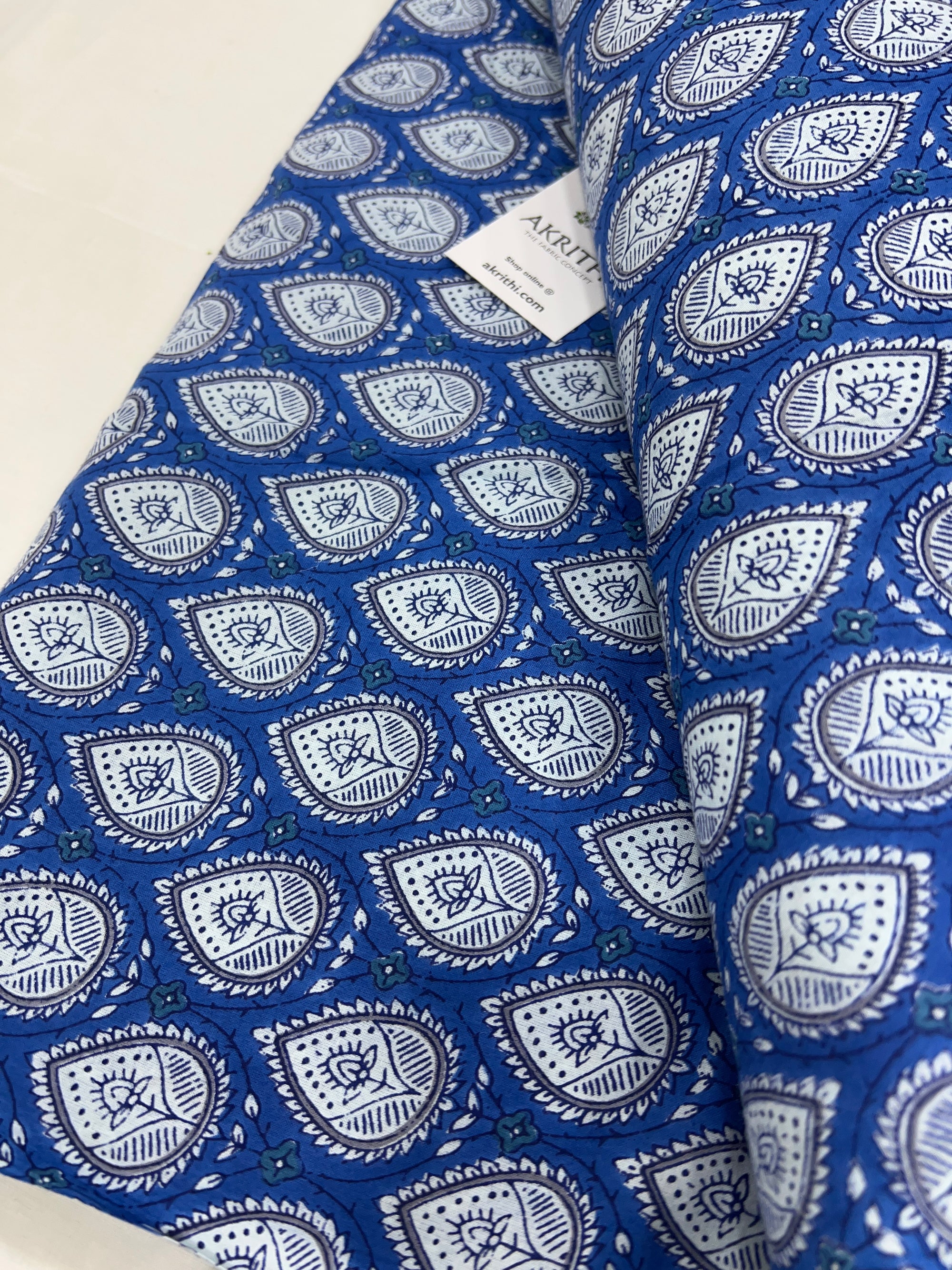 Printed pure cotton fabric