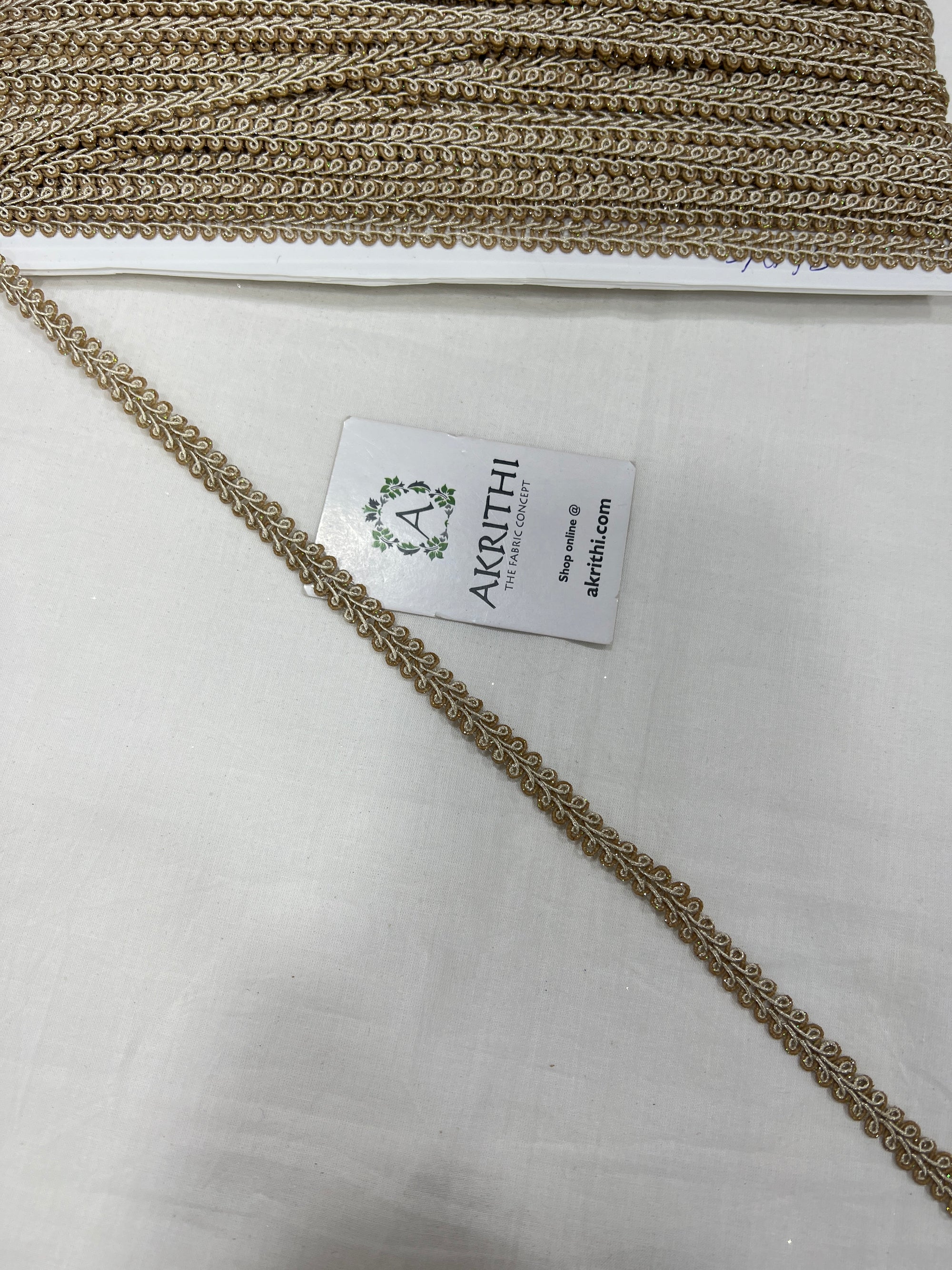 Embroidered lace 9 metres roll