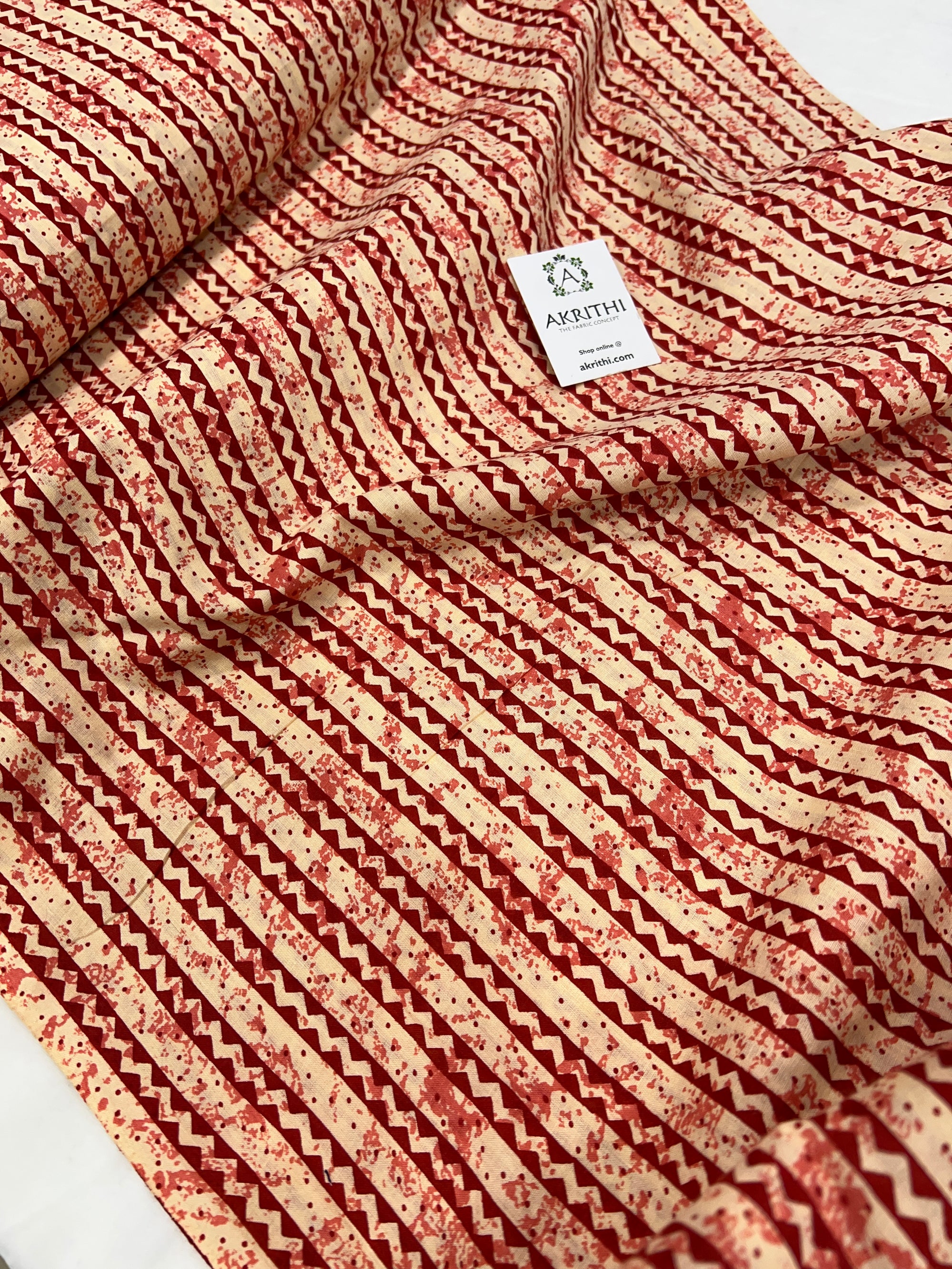 Printed pure cotton fabric