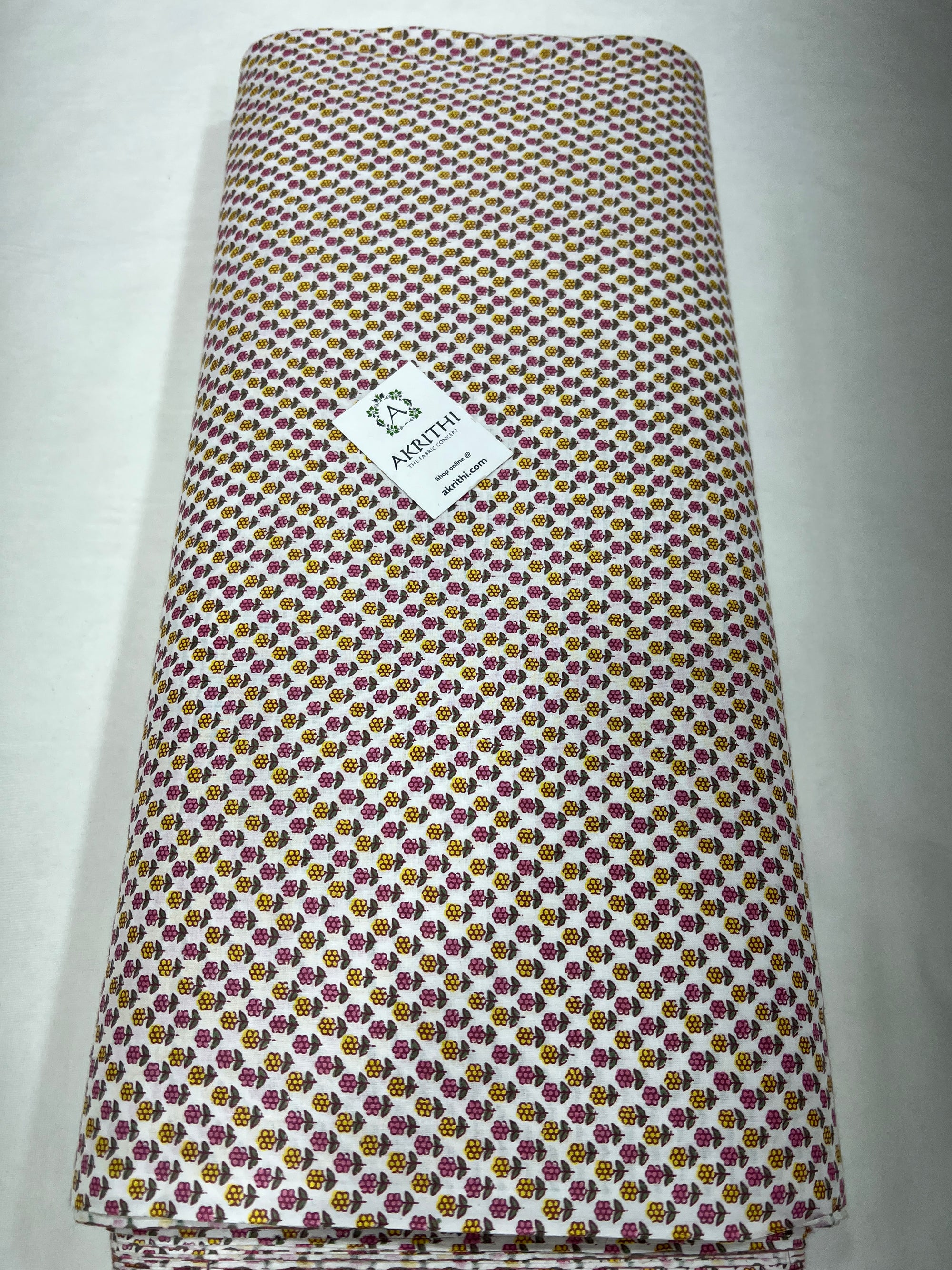 Printed pure cotton fabric 60 CM CUT