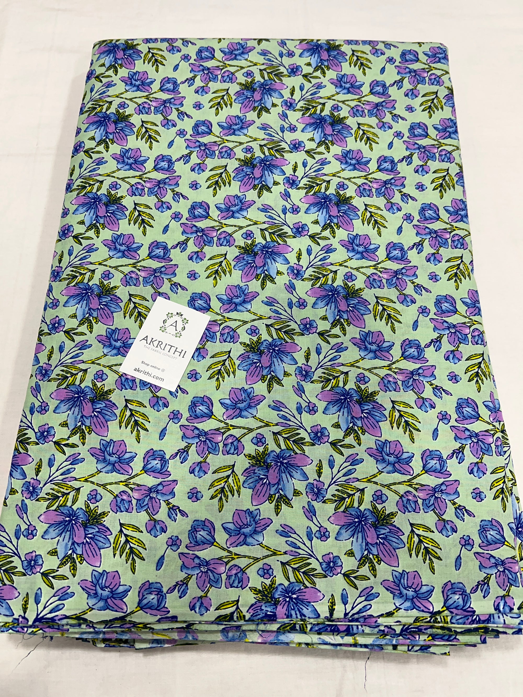 Printed pure cotton fabric