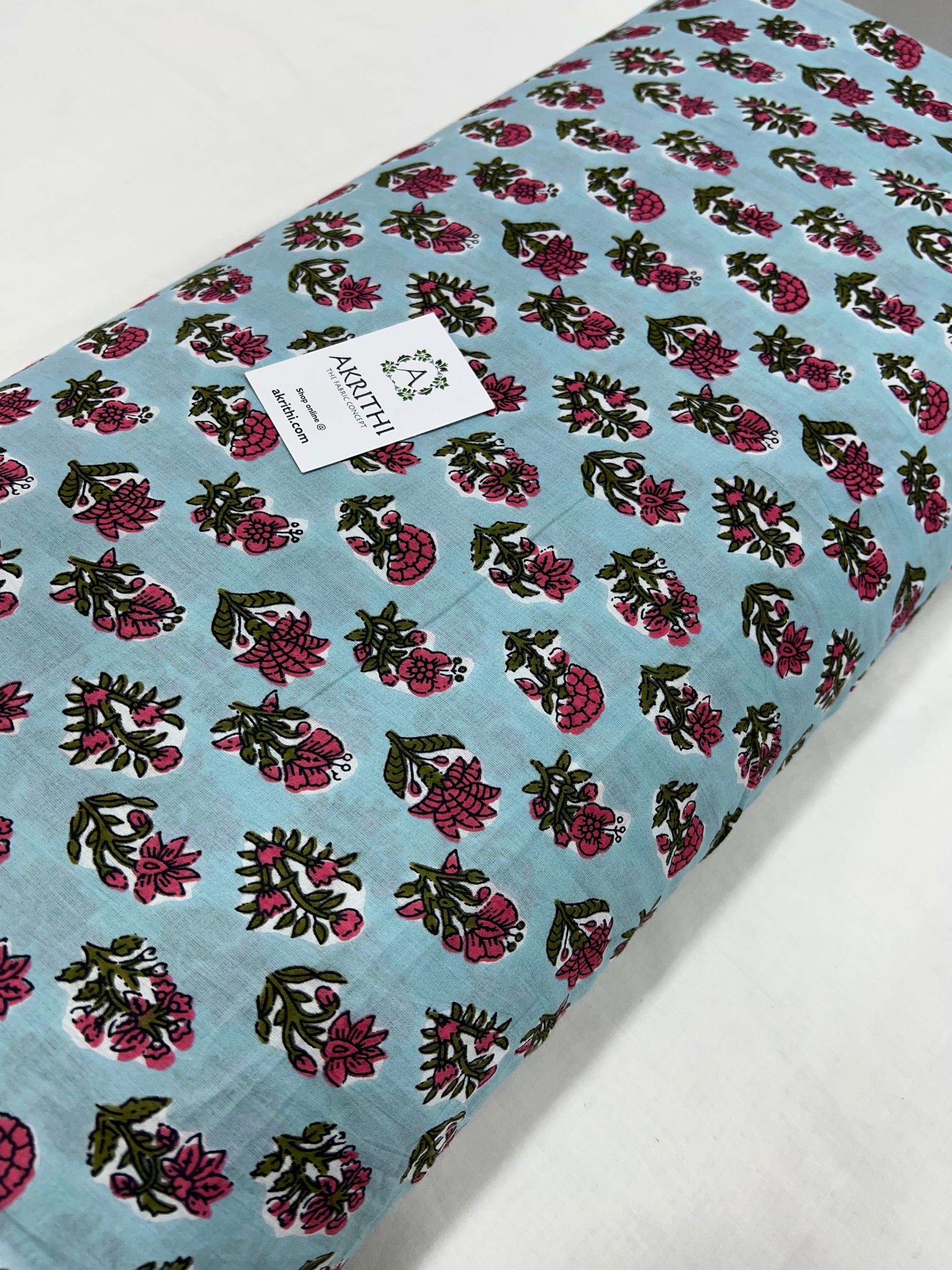Printed pure cotton fabric 85 CM CUT
