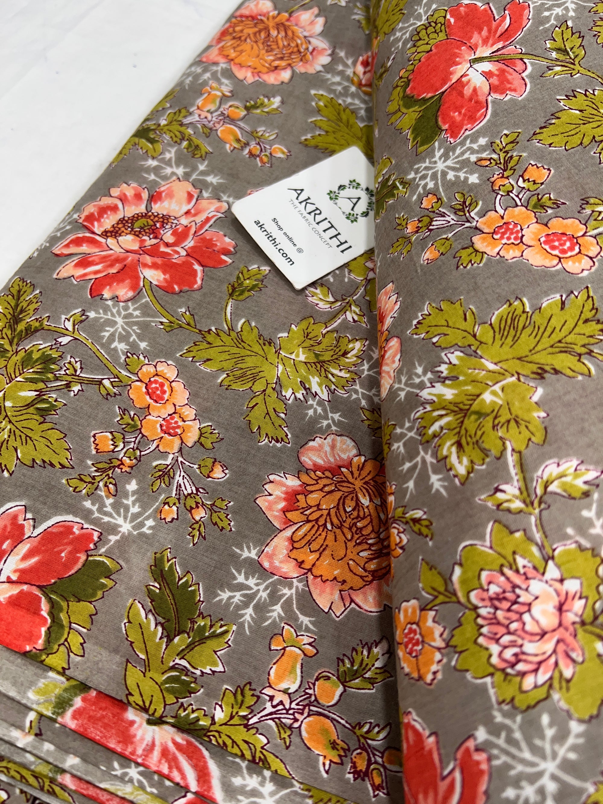 Printed pure cotton fabric