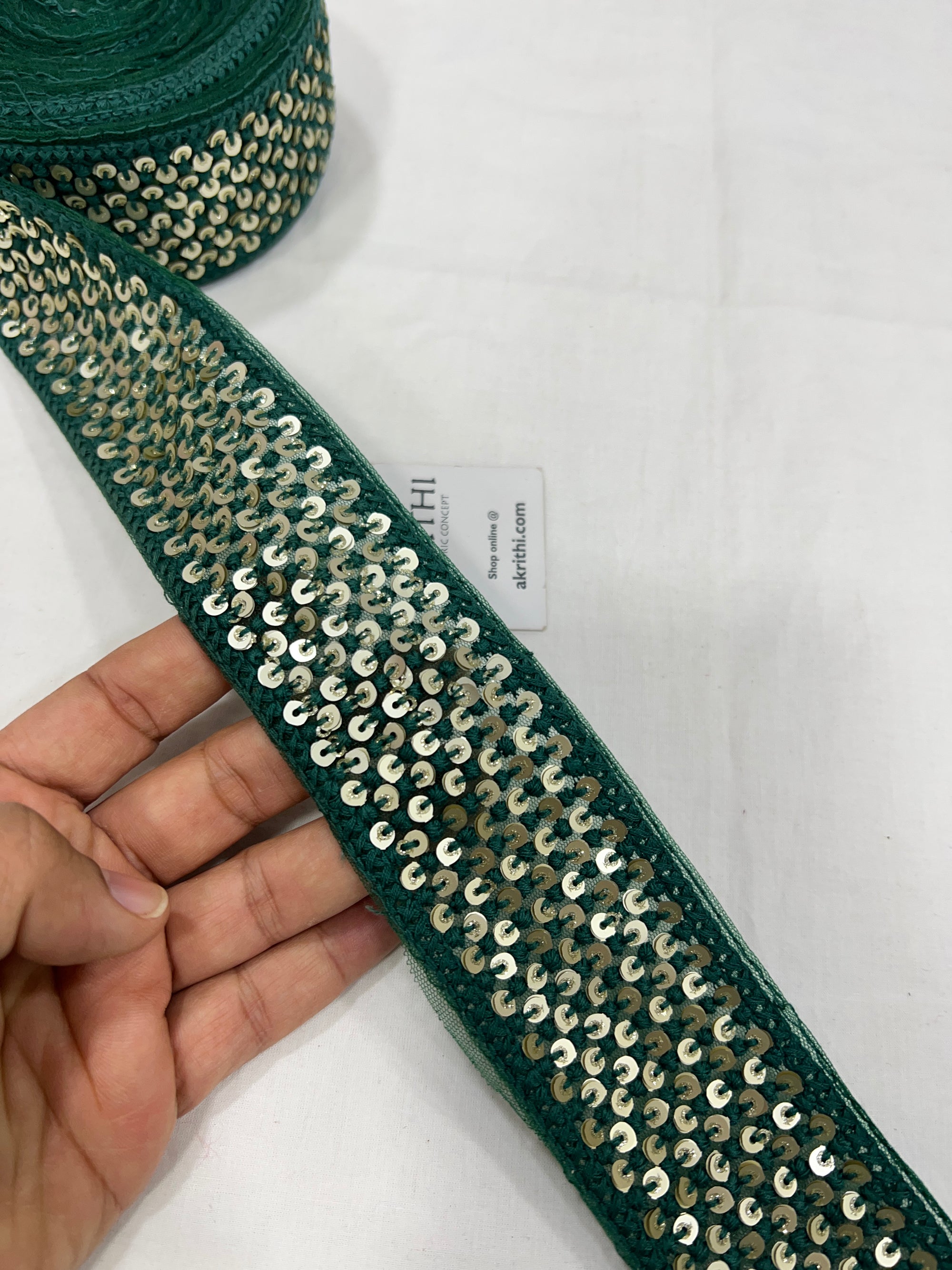 Embroidered lace 9 metres roll