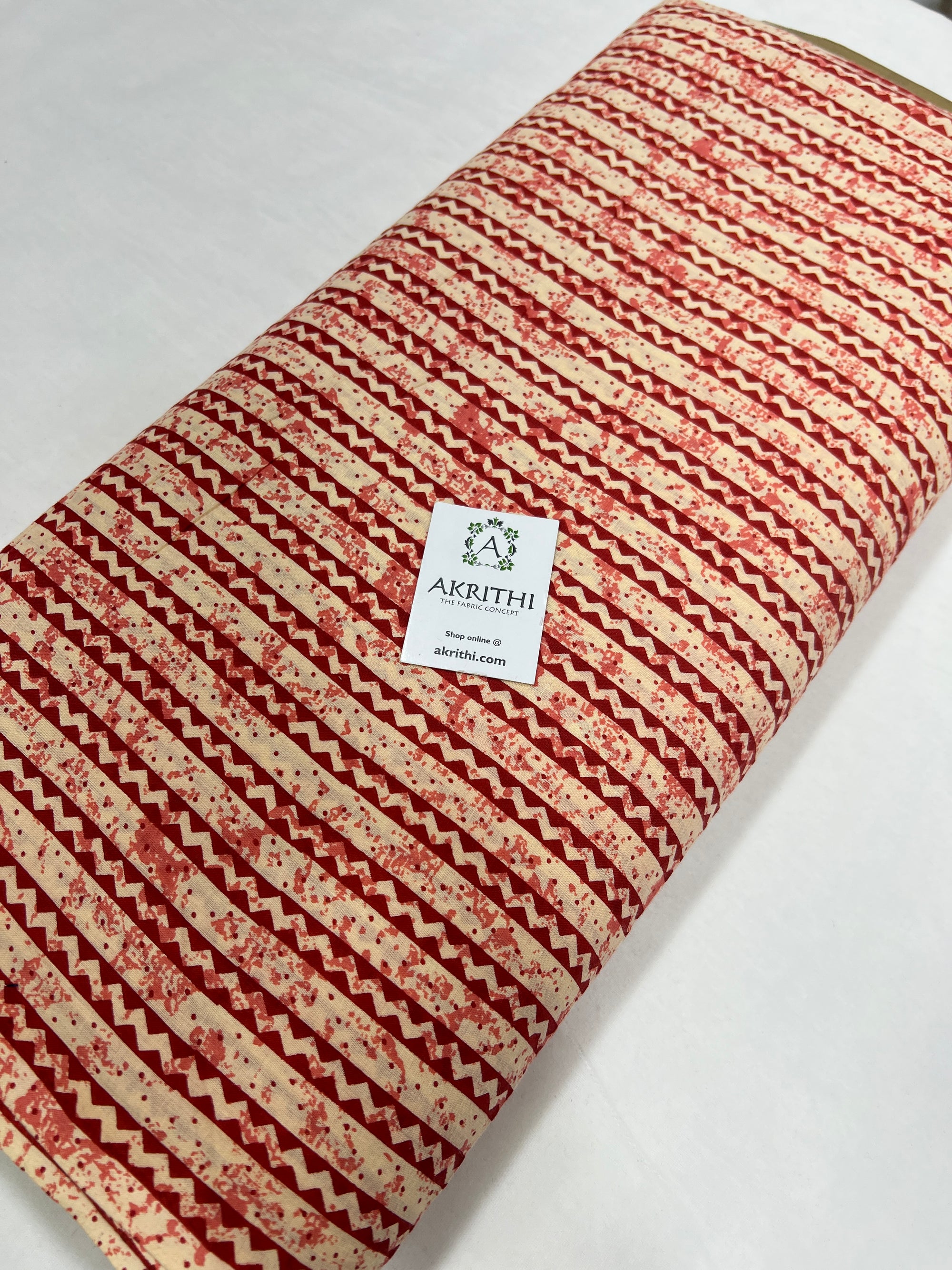 Printed pure cotton fabric