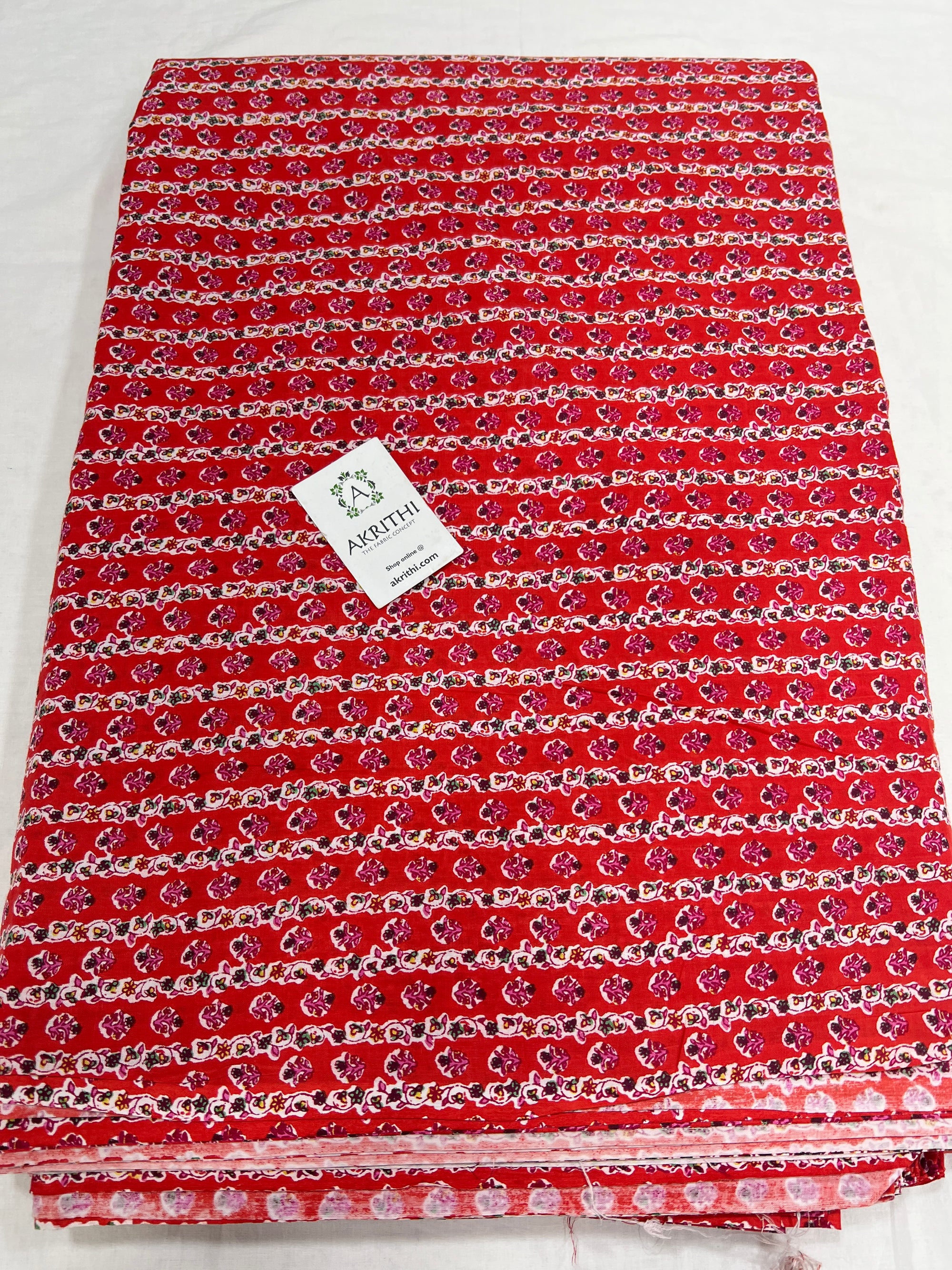 Printed pure cotton fabric