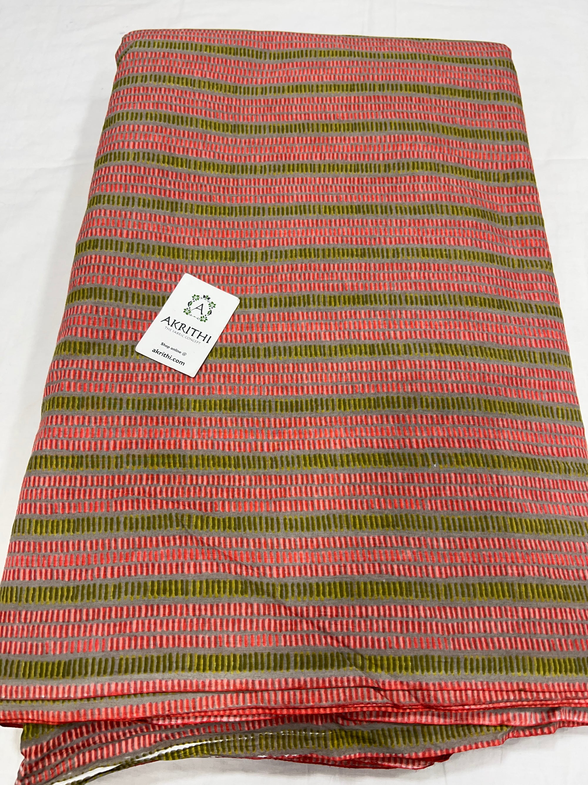 Printed pure cotton fabric