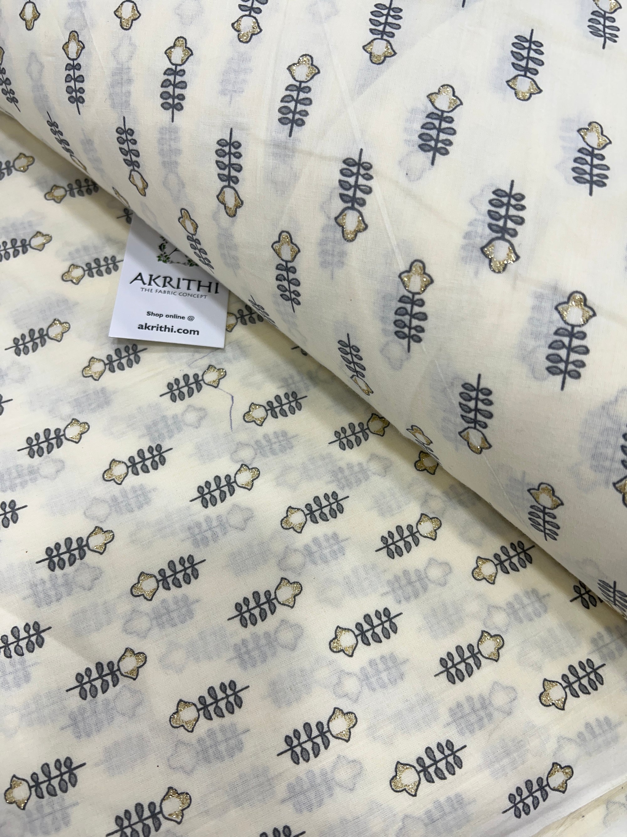 Printed pure cotton fabric