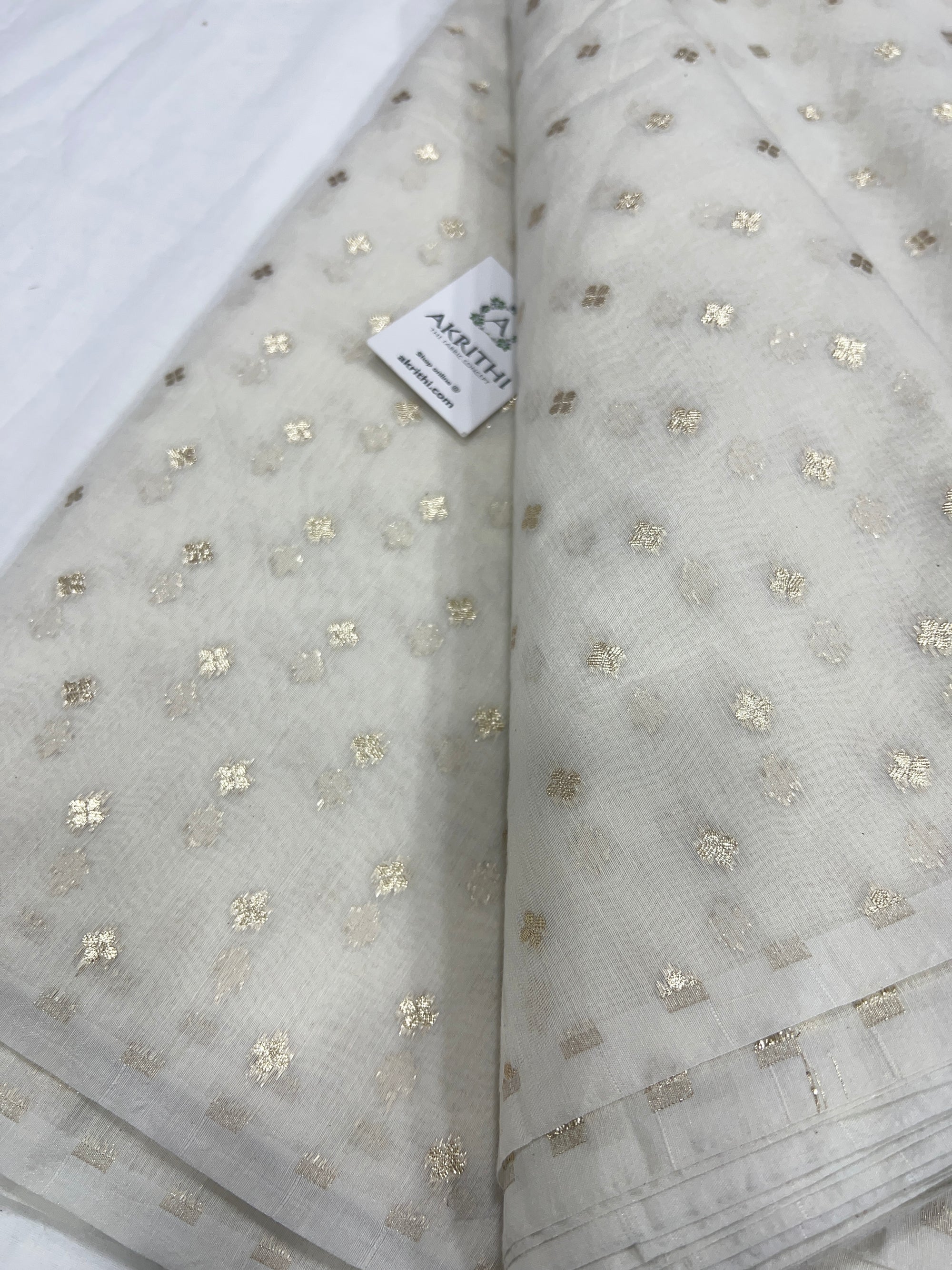 Dyeable banarasi Handloom chanderi lurex fabric