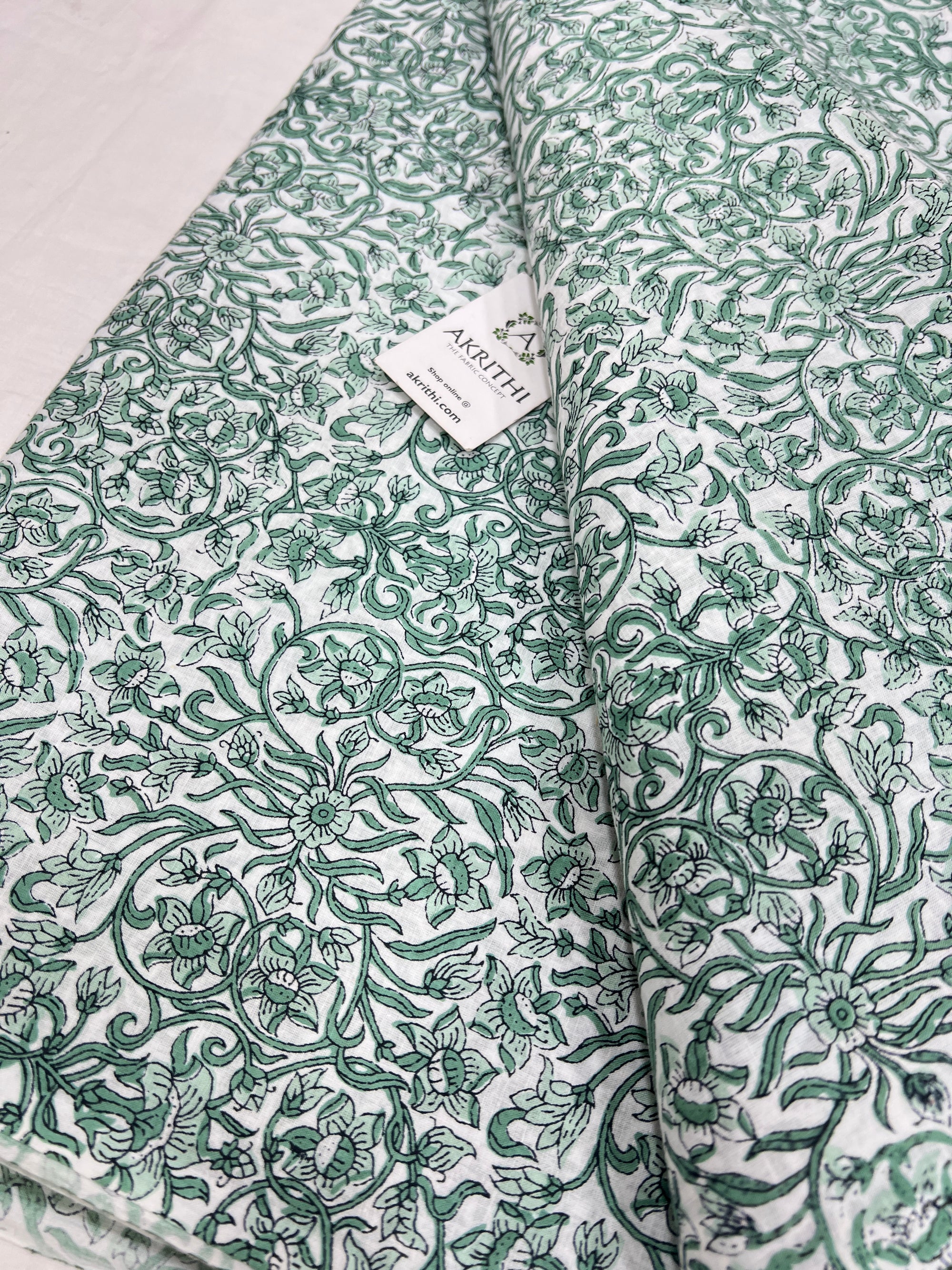 Printed pure cotton fabric