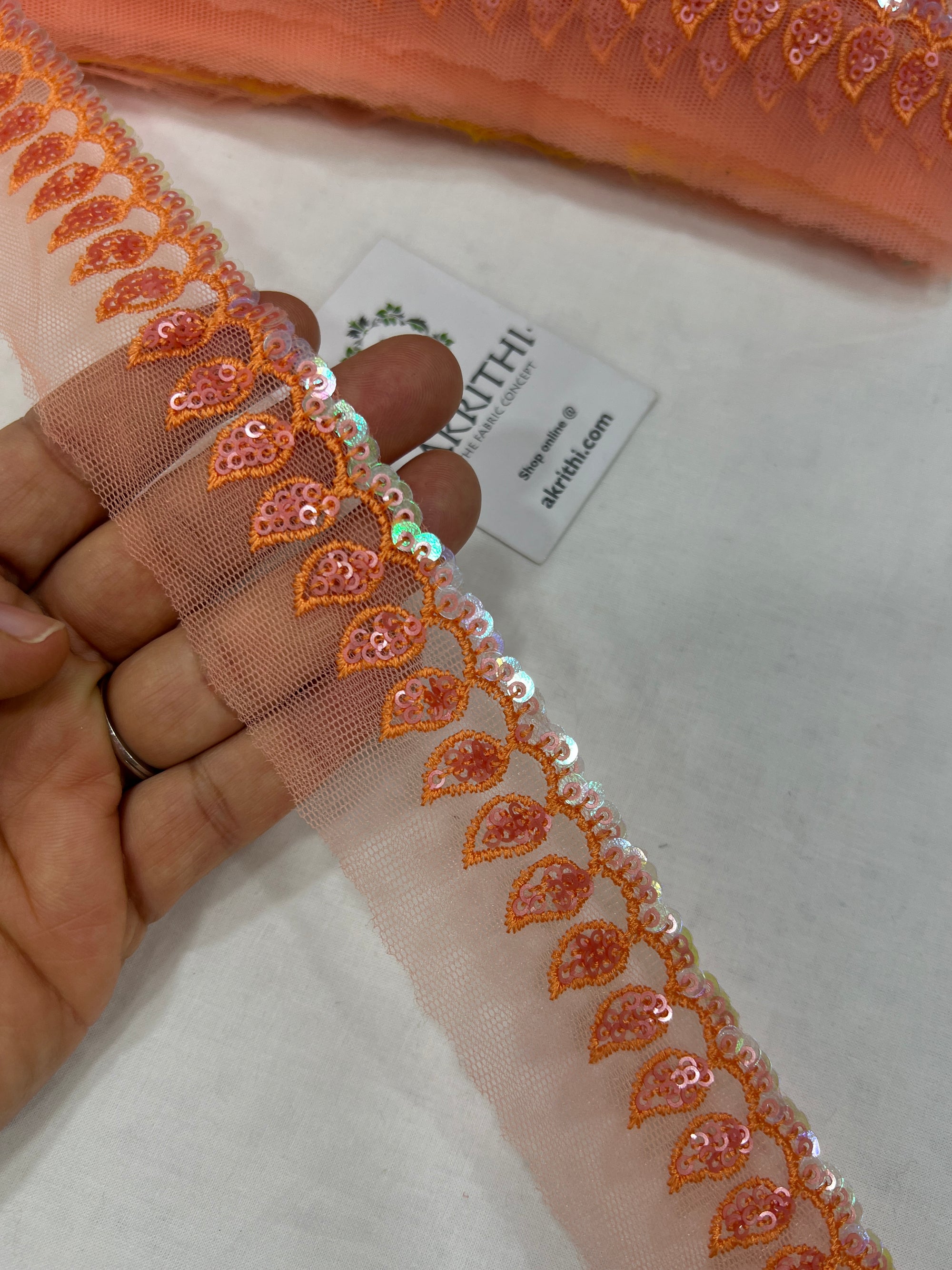 Embroidered lace 9 metres roll