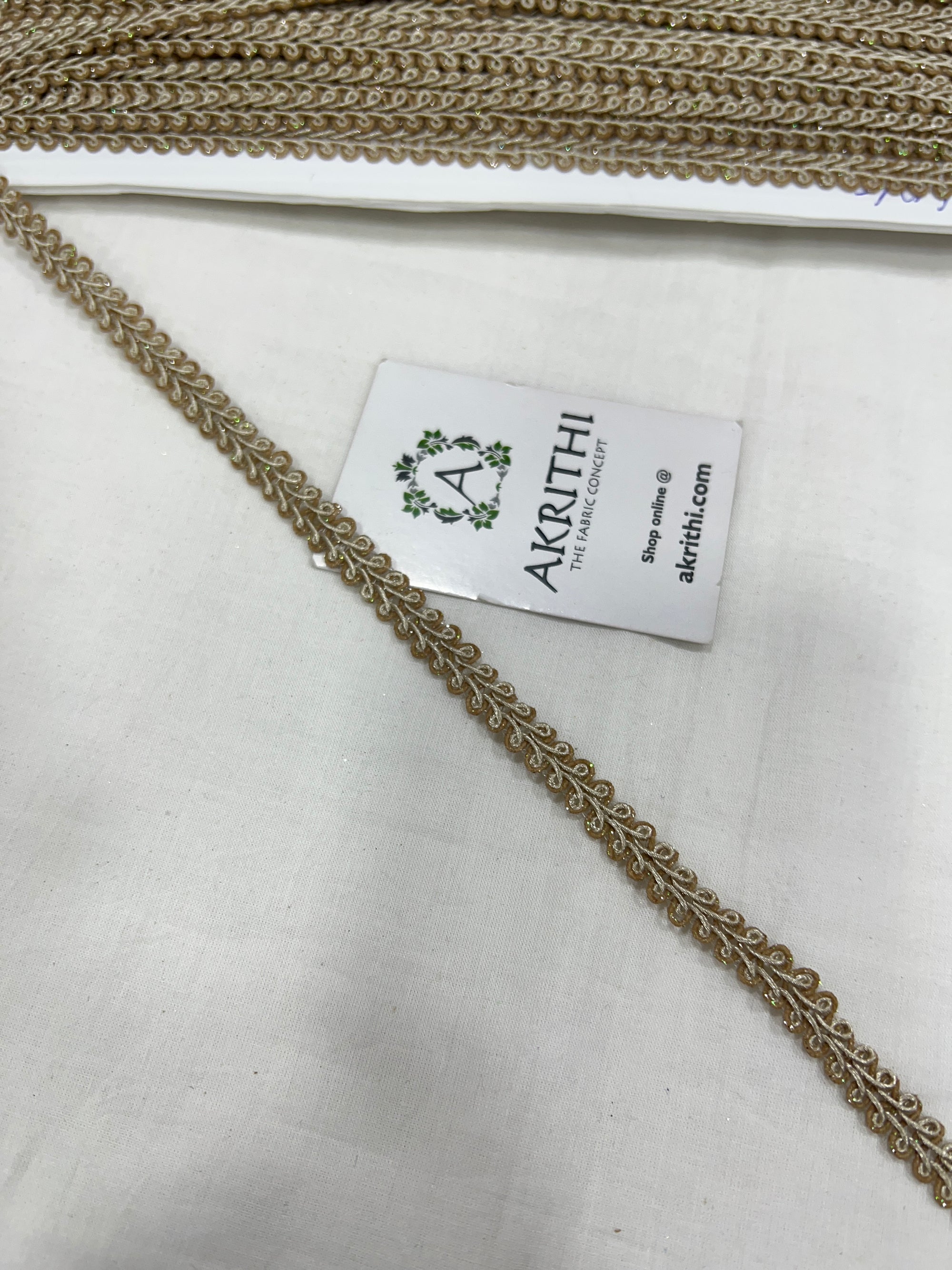 Embroidered lace 9 metres roll