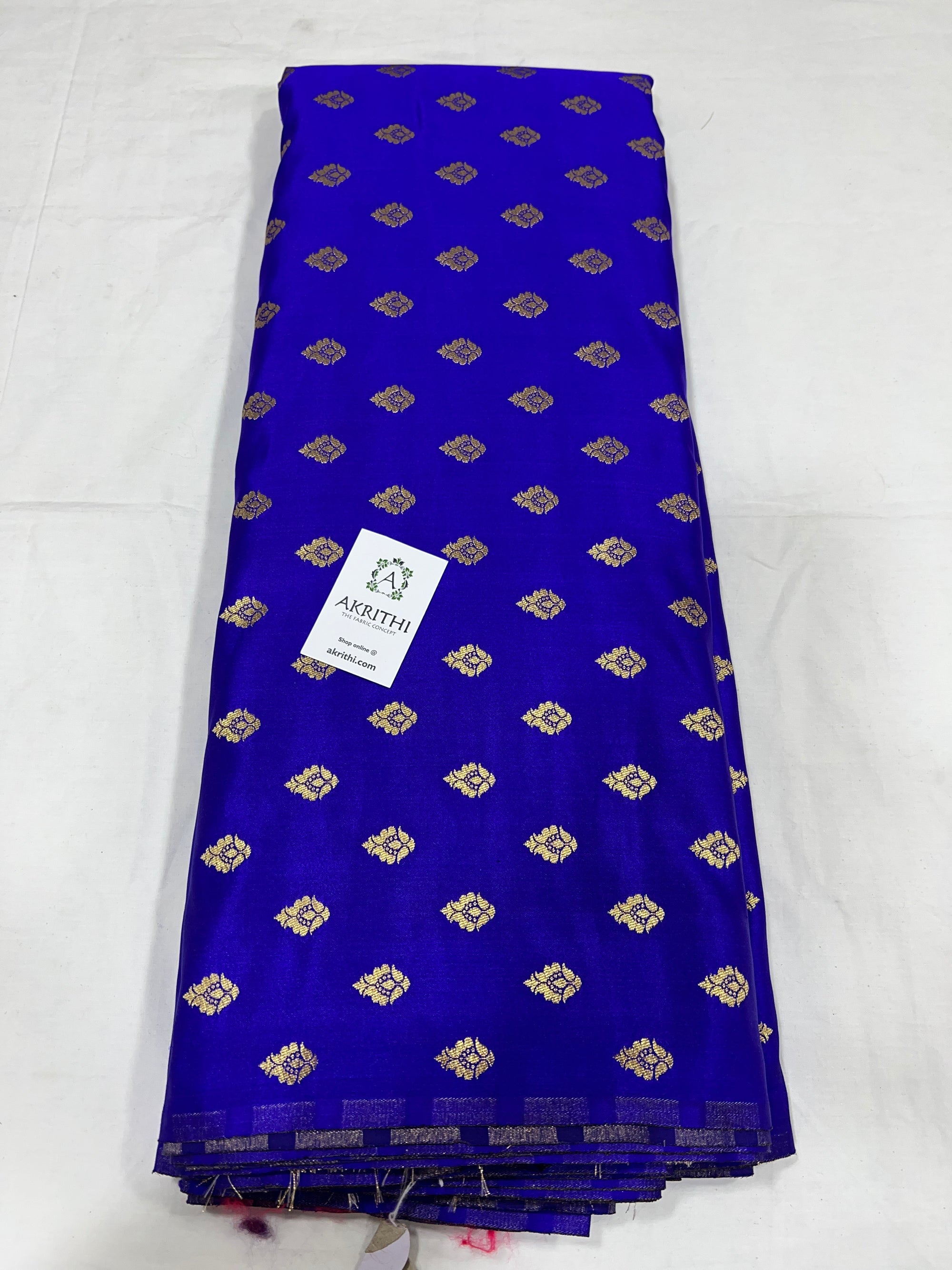 Pure Banarasi brocade butti fabric