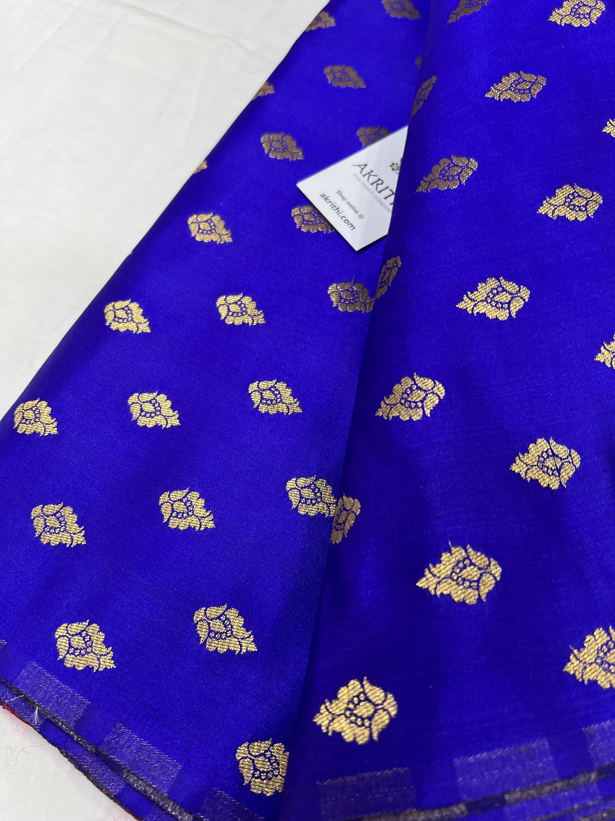 Pure Banarasi brocade butti fabric