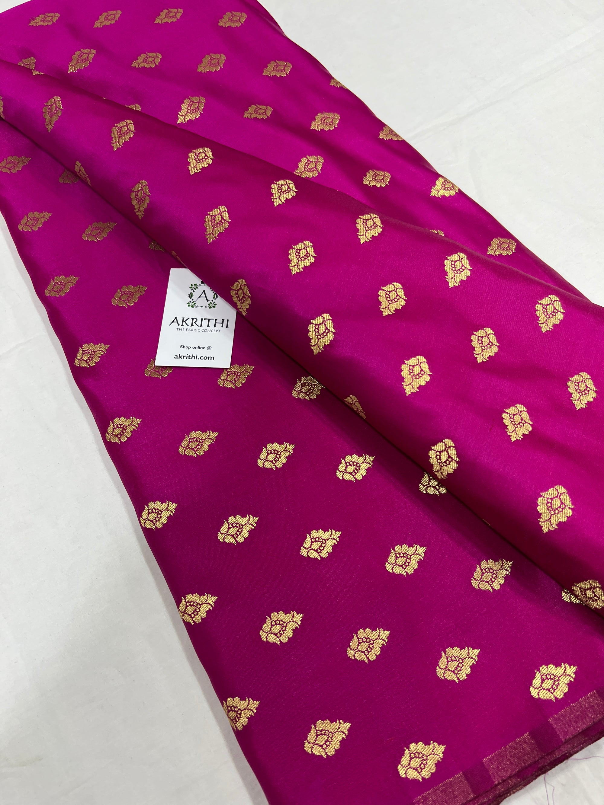 Pure Banarasi brocade butti fabric